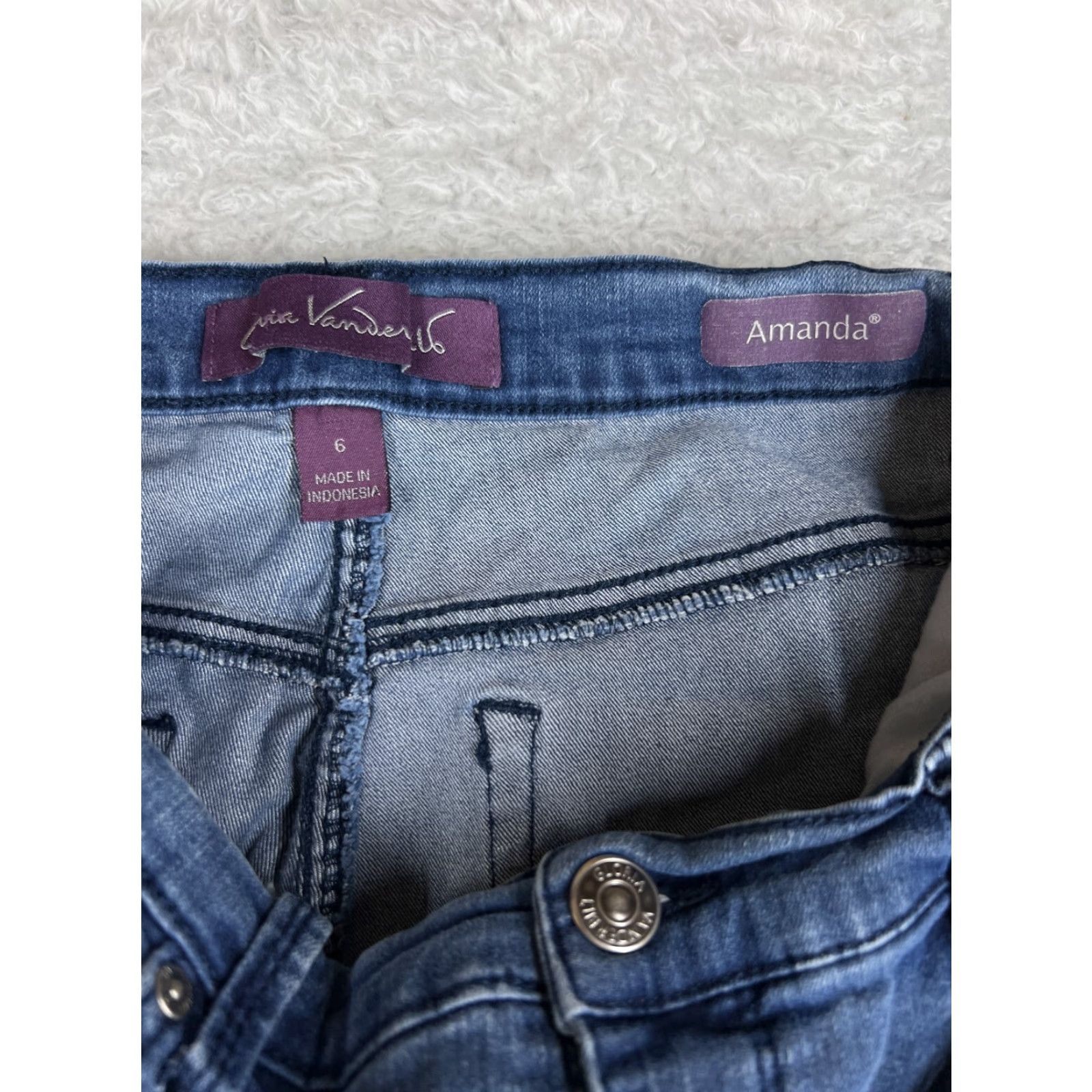 Gloria Vanderbilt Gloria Vanderbilt Jeans Women's 6 Blue Denim Amanda Medium Wash Straight Zip Fly Adult Regular Size 28" / US 6 / IT 42 - 3 Thumbnail