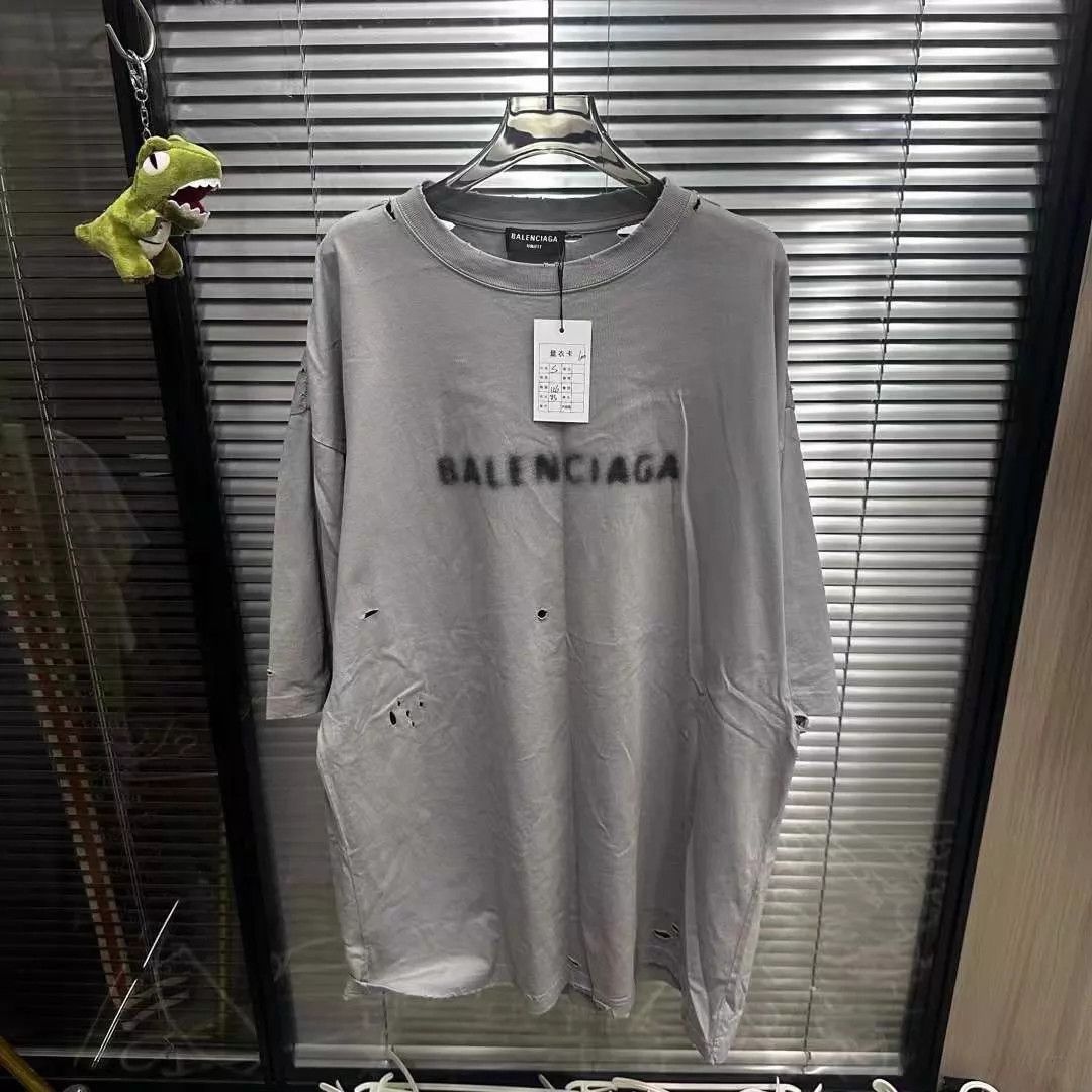 Balenciaga Balenciaga Mosaic Distressed T-Shirt OS S Size US S / EU 44-46 / 1 - 1 Thumbnail