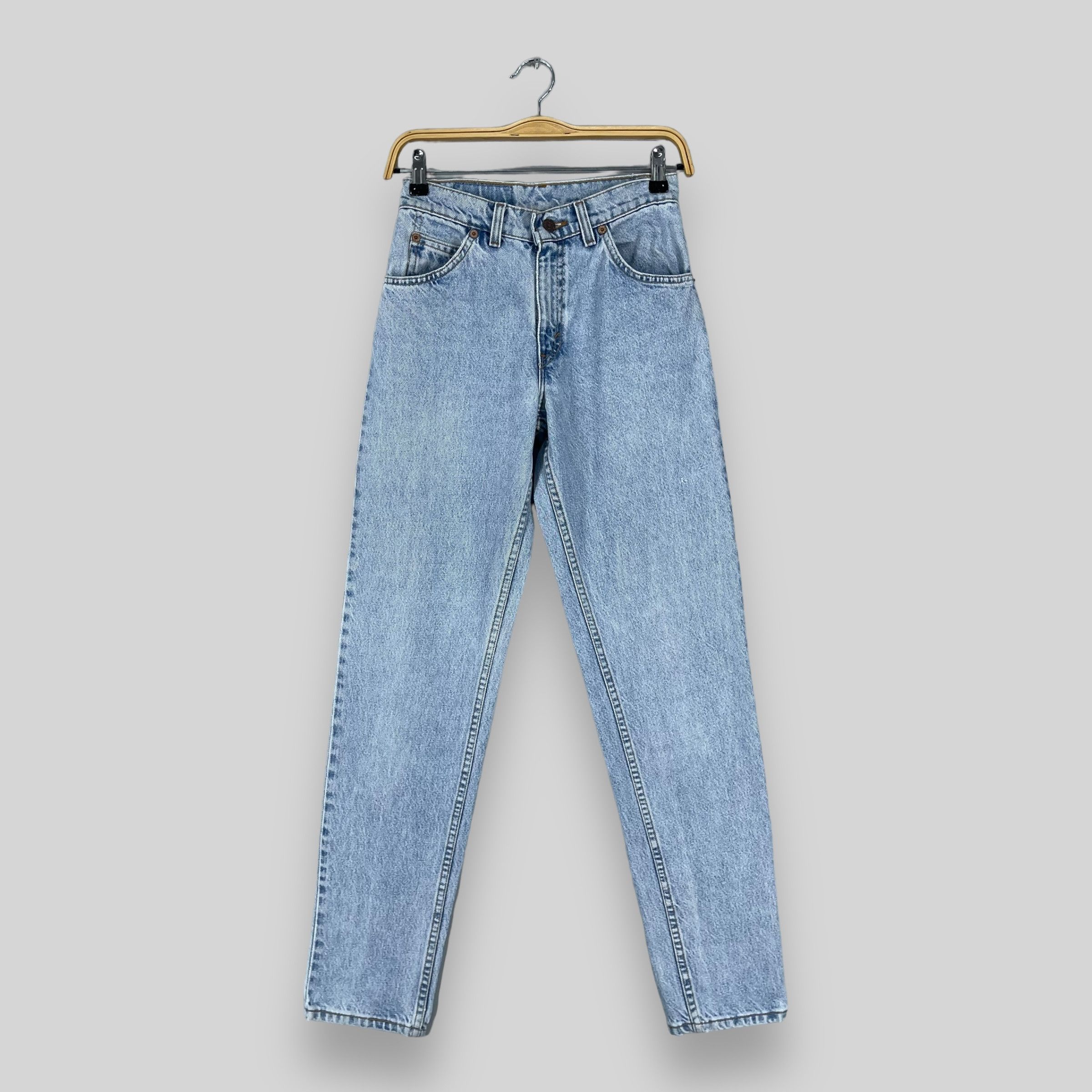 Levi's × Vintage W26 L29 Vintage Levis 950 Mid Rise Hourglass Mom Jeans Size 26" / US 2 / IT 38 - 1 Thumbnail