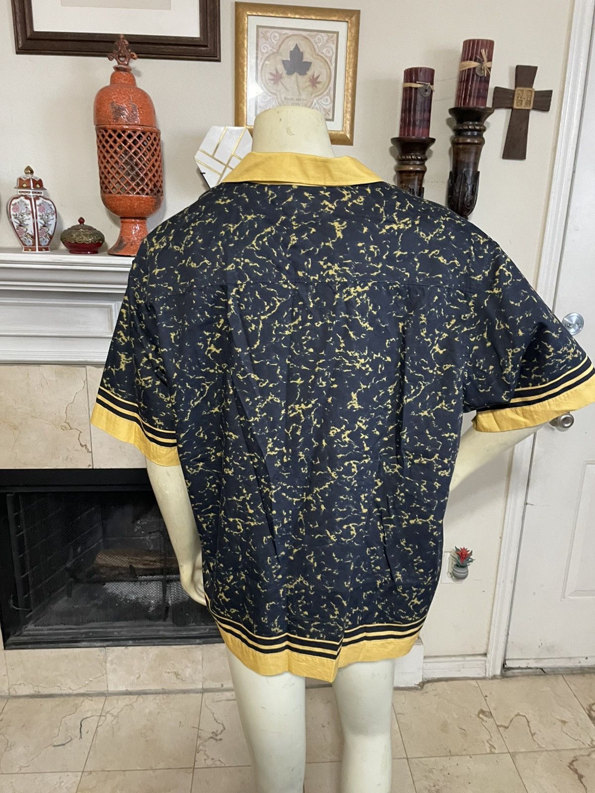 Hugo EGEENO Bowling style shirt NWT Size US L / EU 52-54 / 3 - 6 Thumbnail