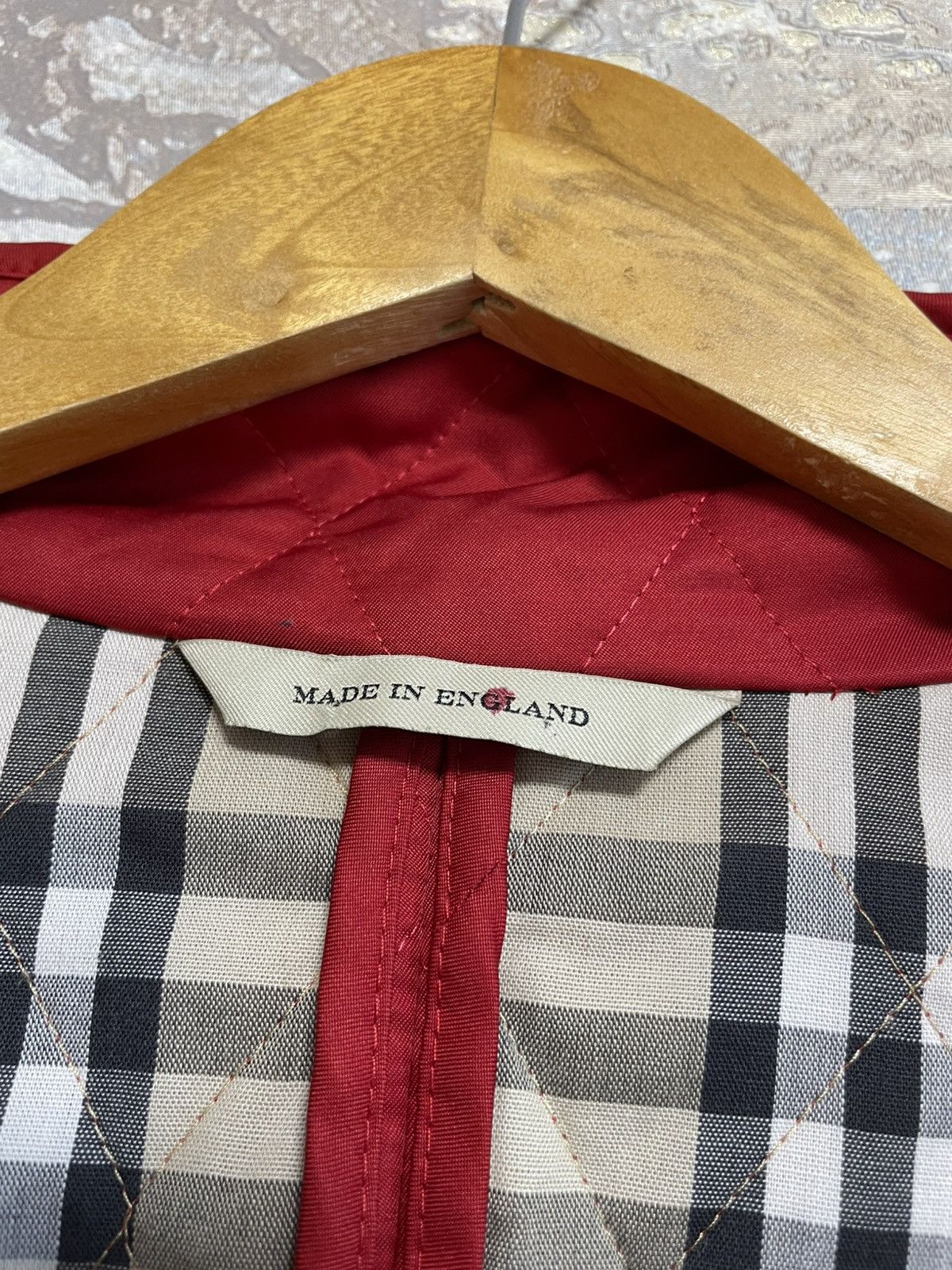 Burberry Burberry London Quilted Women’s Red Jacket - Size L Size L / US 10 / IT 46 - 12 Thumbnail