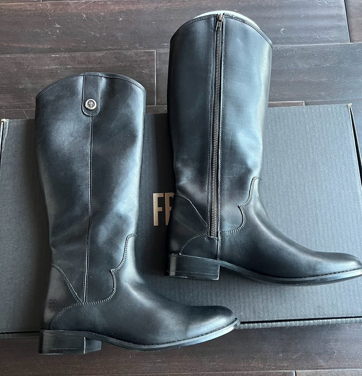 Frye Frye Women's Boots Marissa Medallion Inside Zip Leather Ne Size US 6.5 / IT 36.5 - 5 Thumbnail