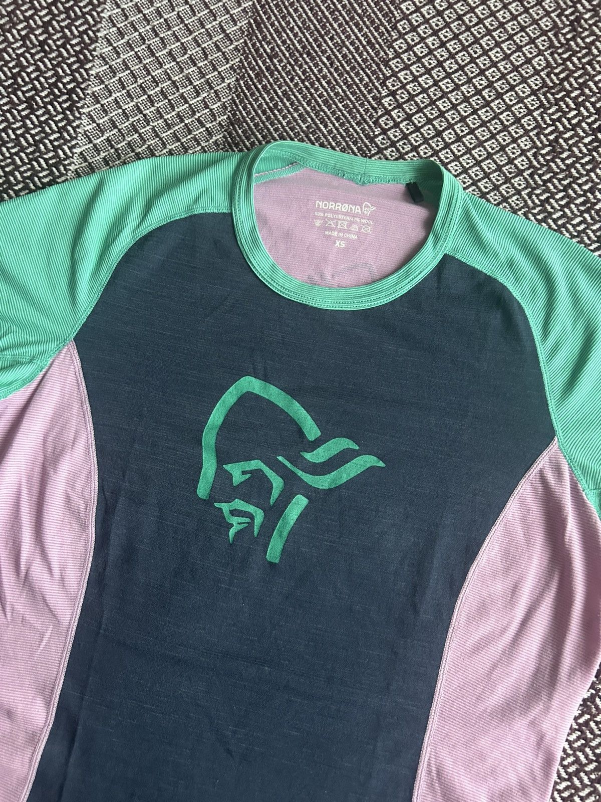 Norrona Norrona Polyester & Wool Women T-shirt Outdoor Style Sz XS Size XS / US 0-2 / IT 36-38 - 3 Thumbnail