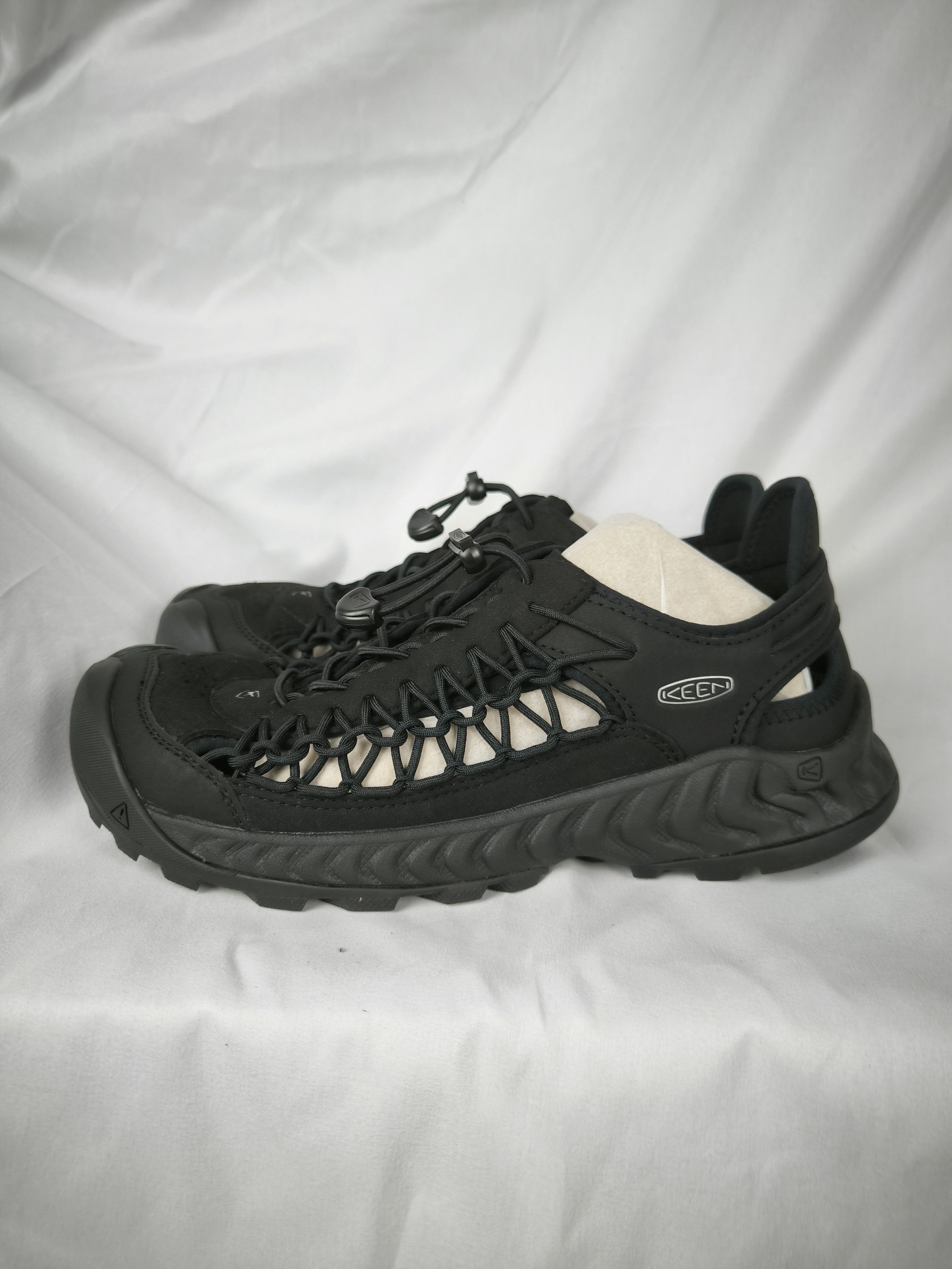 KEEN Uneek NXIS Size US 10 / EU 43 - 13 Thumbnail