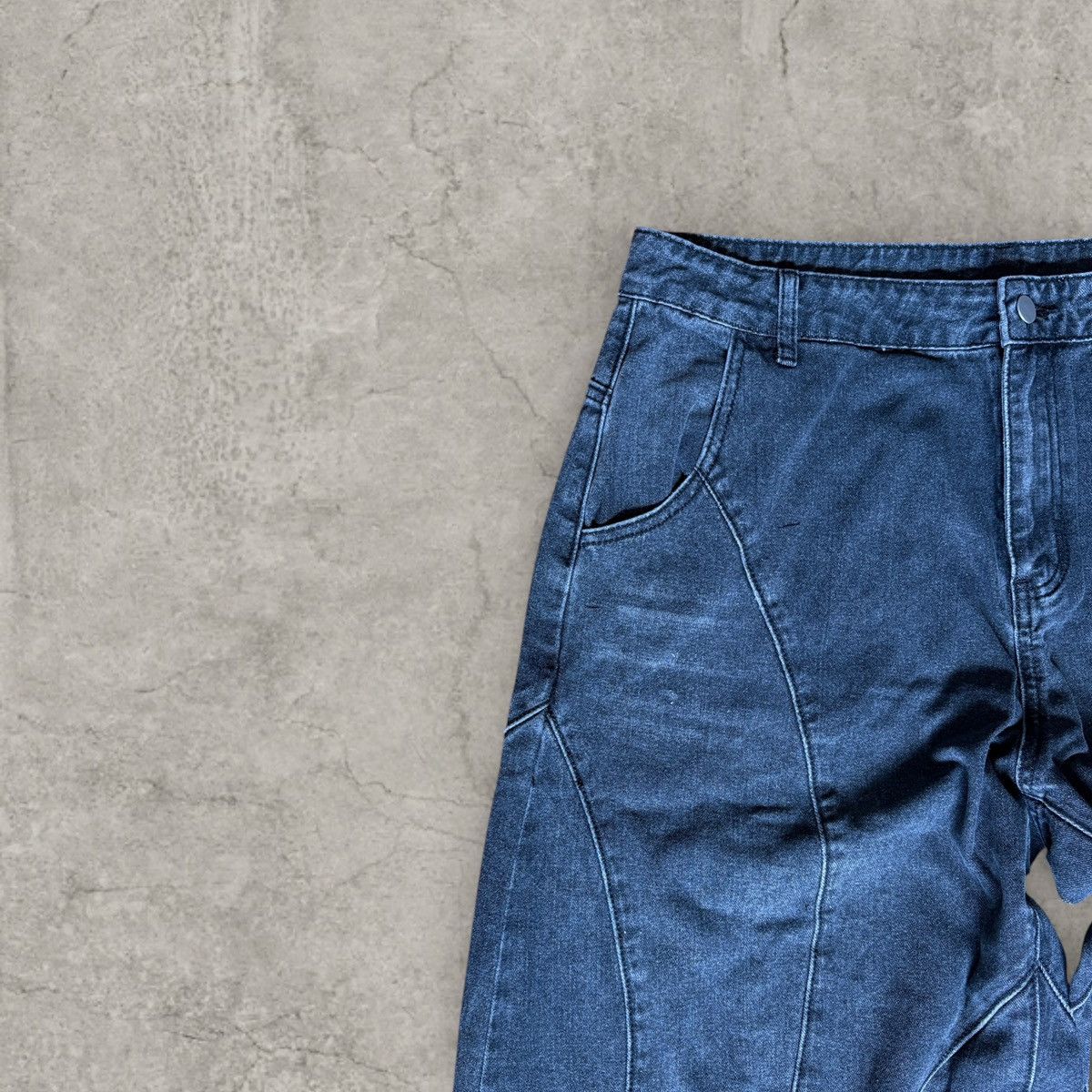 Japanese Brand Cool wide skater Japanese style jeans in faded black. Size L Size US 34 / EU 50 - 6 Thumbnail