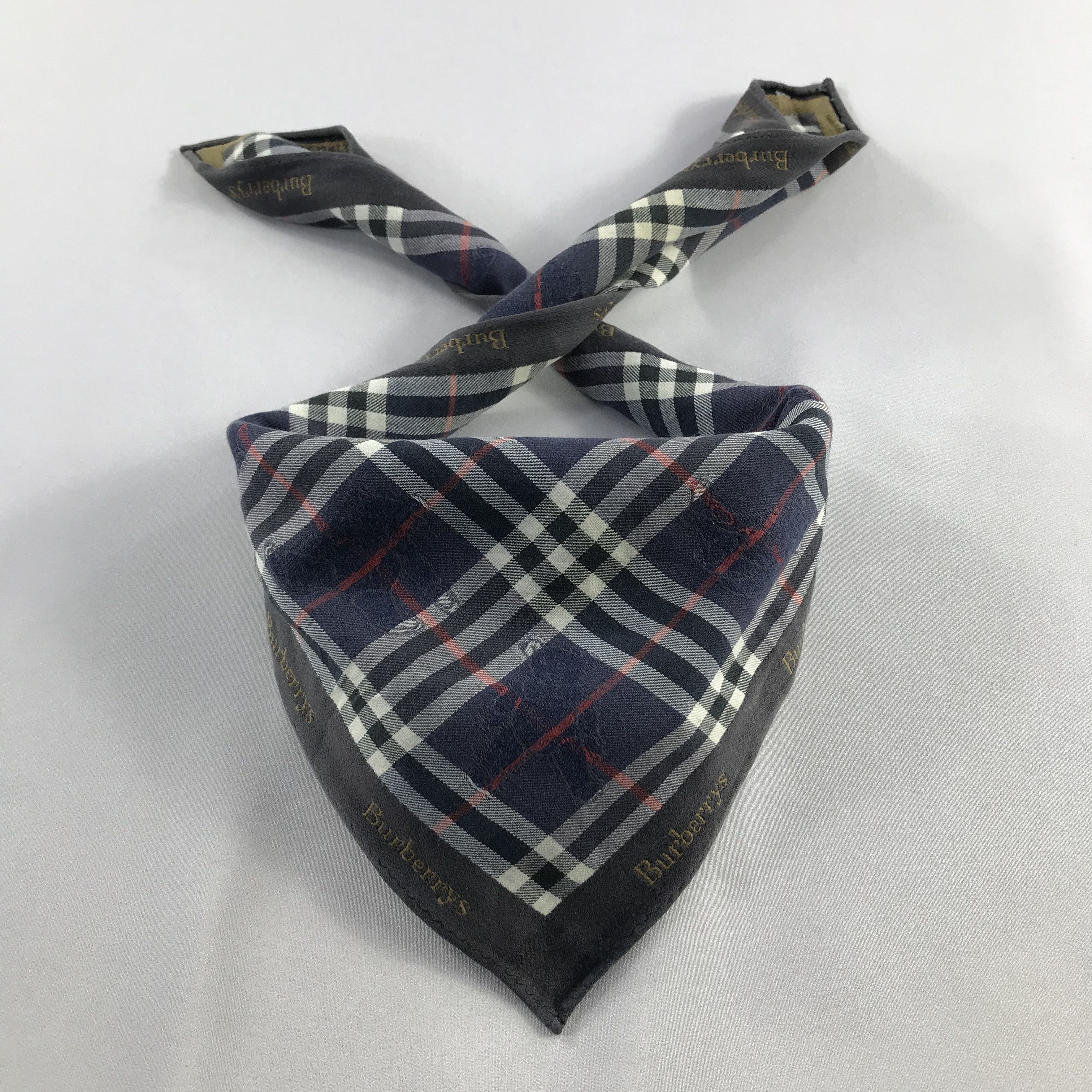 Burberry Burberry Handkerchief / Bandana / Neckerchief C794 Size ONE SIZE - 1 Thumbnail
