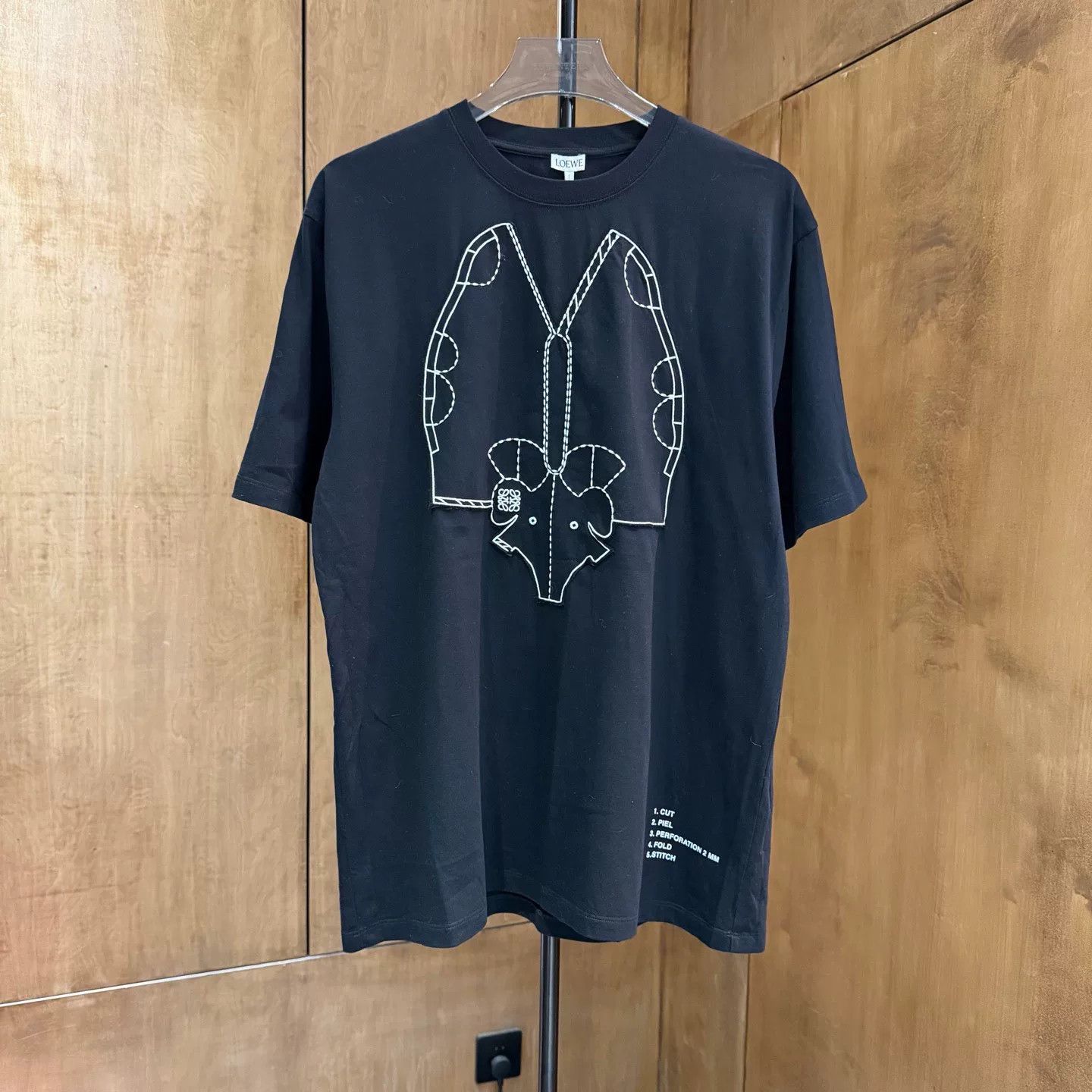 Loewe Loewe Embroidered Black T-Shirt XS Men Size US XS / EU 42 / 0 - 1 Thumbnail