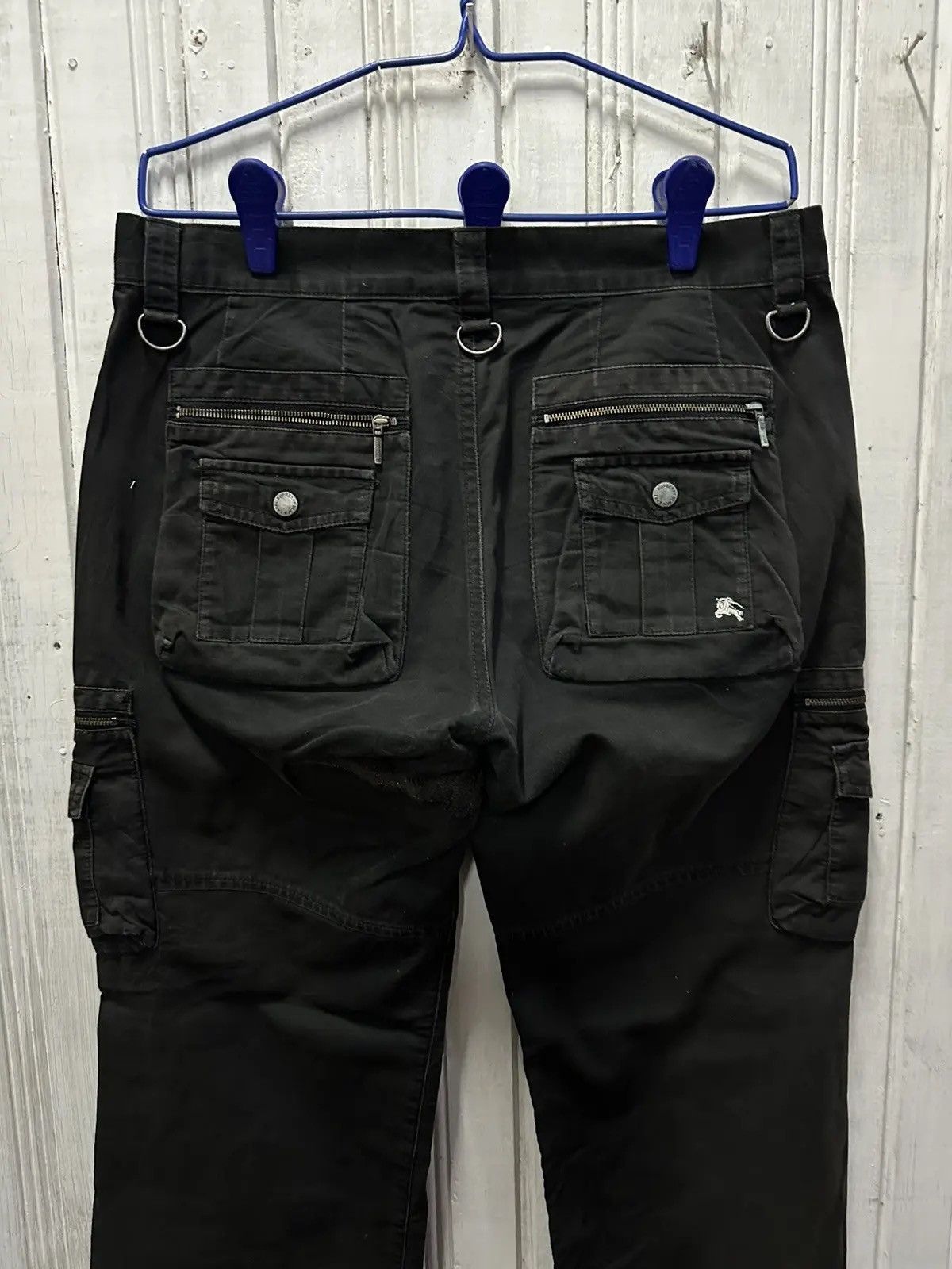 Burberry BURBERRY BLACK LABEL UTILITY MULTIPOCKET CARGO PANTS W32 L30 Size US 32 / EU 48 - 12 Thumbnail