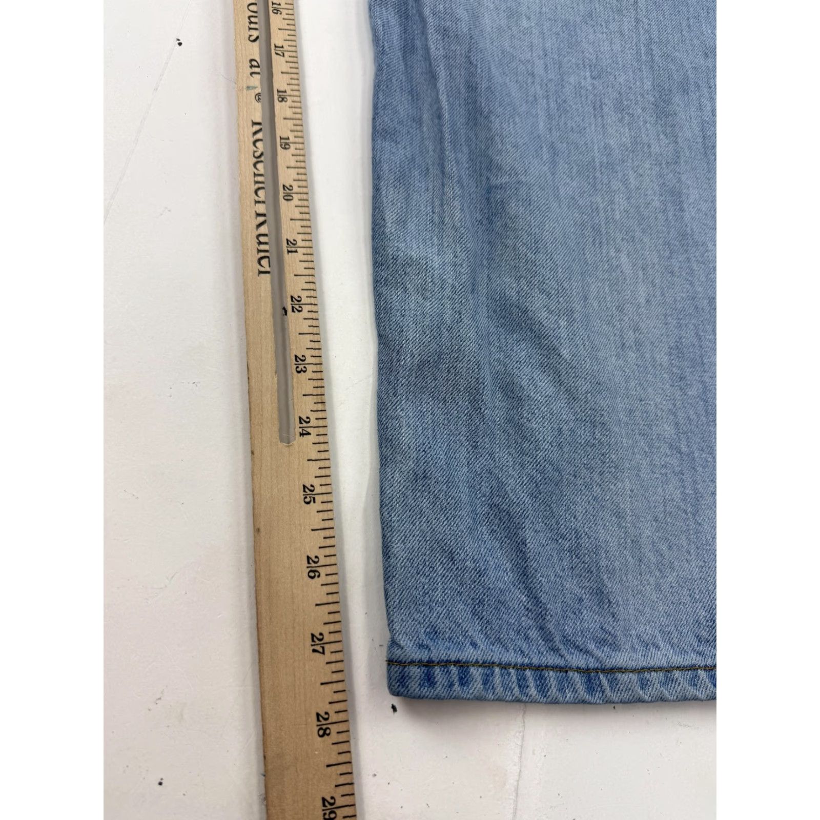 Gap VINTAGE not applicable; Original Gap Denim Original Jeans Mens 34x30 Blue Light Wash Straight Leg 100% Cotton Size US 34 / EU 50 - 7 Thumbnail