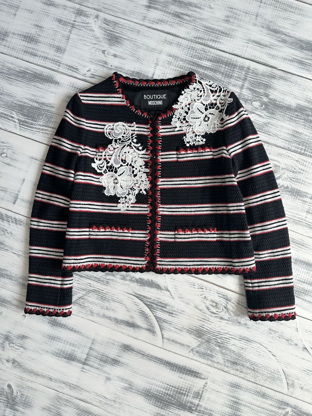 Moschino MOSCHINO BOUTIQUE Tweed Blazer Jacket Lace Embroidery Size M / US 6-8 / IT 42-44 - 1 Thumbnail