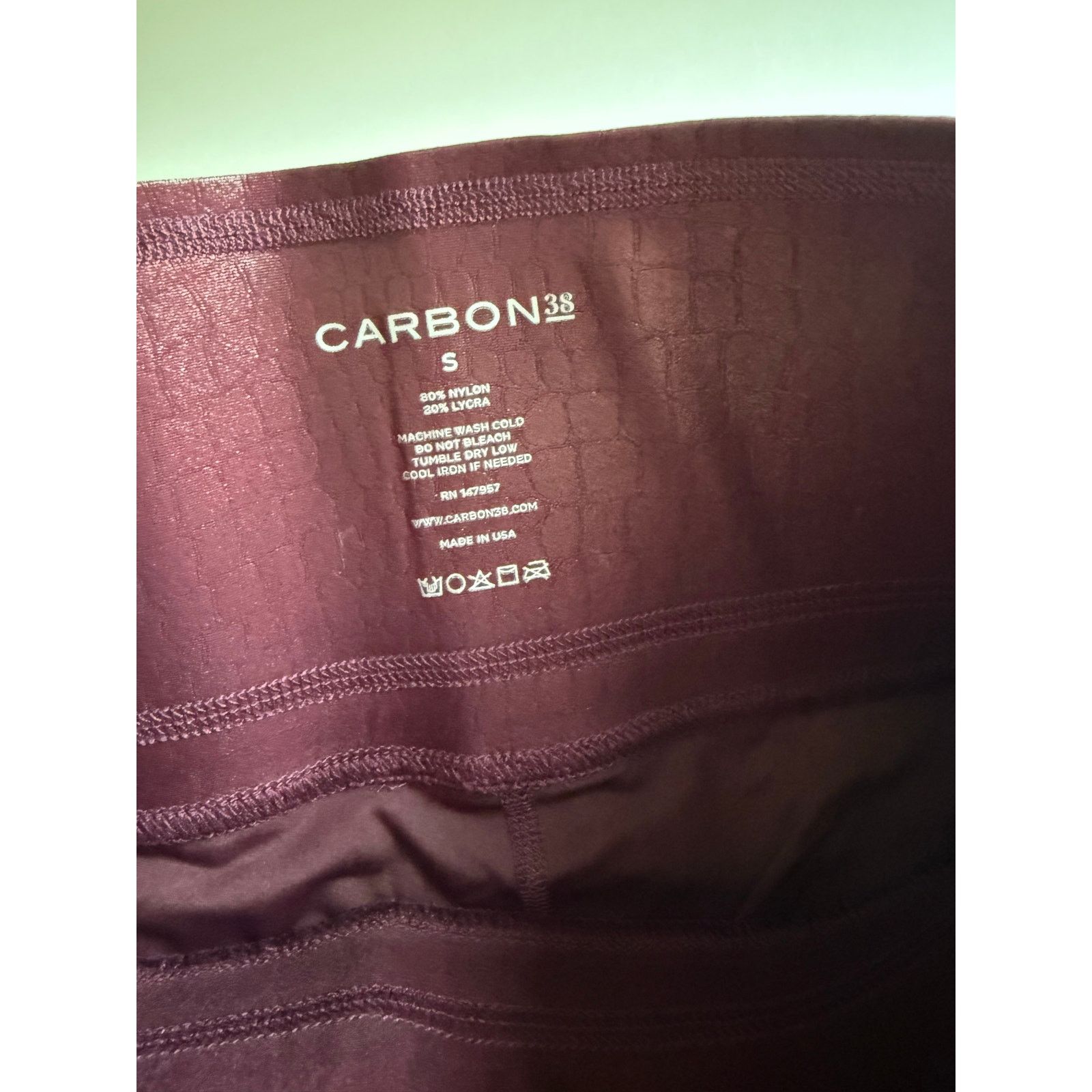 REVOLVE $128 New Carbon38 Takara Crocodile 7/8 Leggings - Small Wine Size 27" / US 4 / IT 40 - 2 Thumbnail