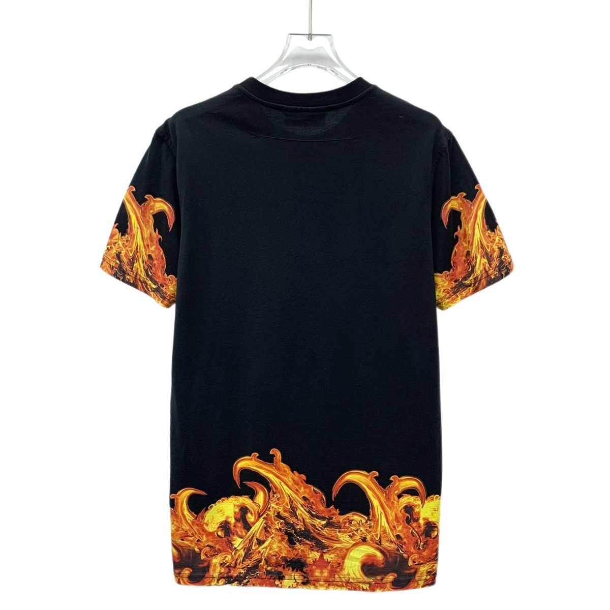 Givenchy Givenchy Black Flame Print Short Sleeve T-Shirt K26WX Size US XS / EU 42 / 0 - 2 Thumbnail