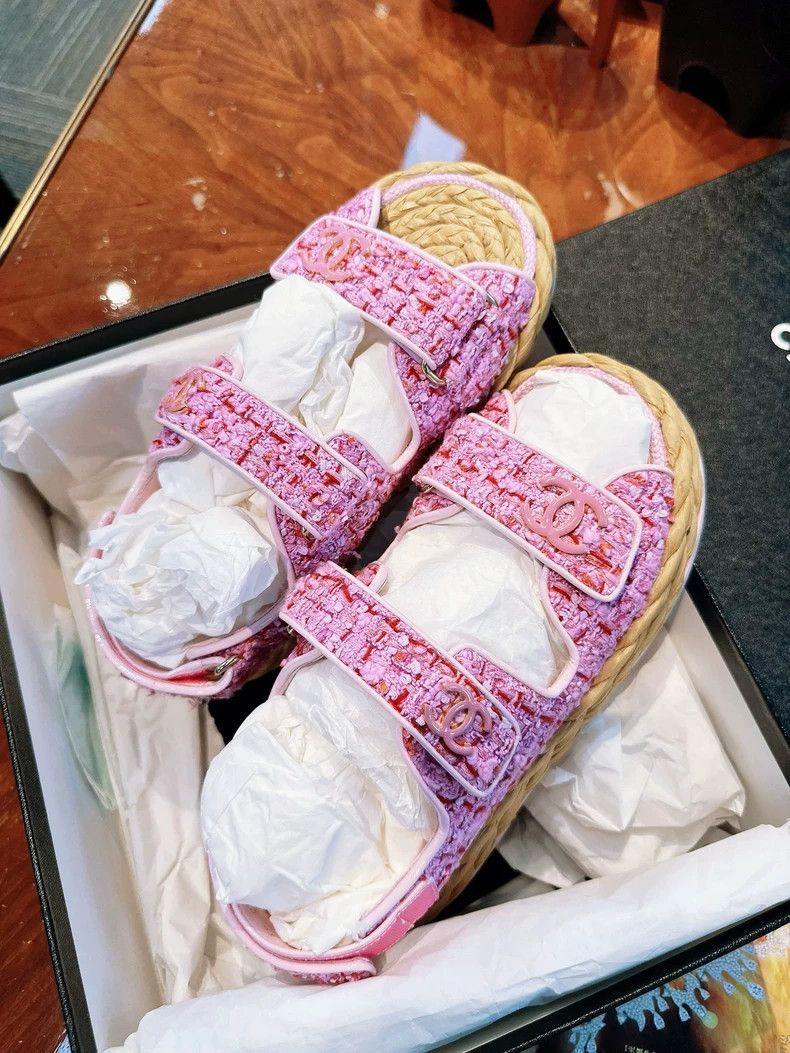 Chanel Chanel 22p pink mixed color grass knitting sole Velcro bea Size US 5.5 / IT 35.5 - 2 Thumbnail