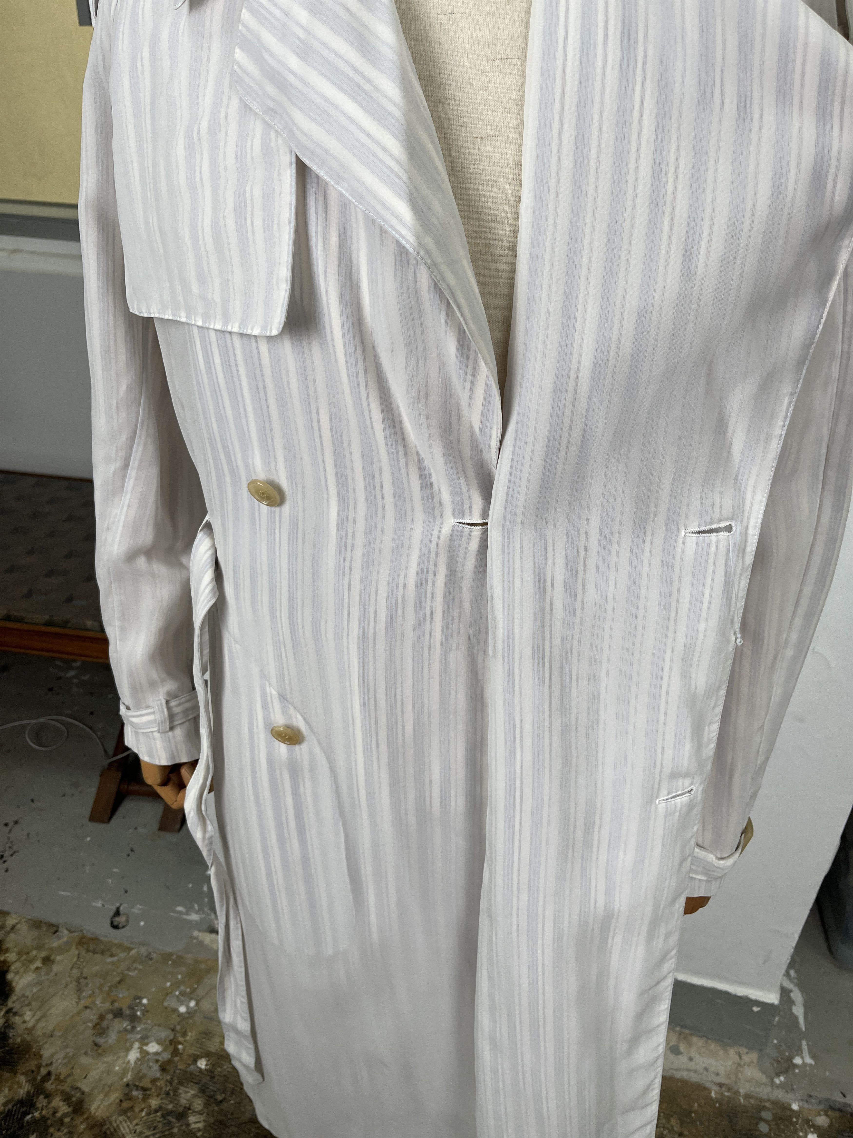 Dior Dior Homme White And Light Blue Striped Light Trench Coat Size US S / EU 44-46 / 1 - 5 Thumbnail