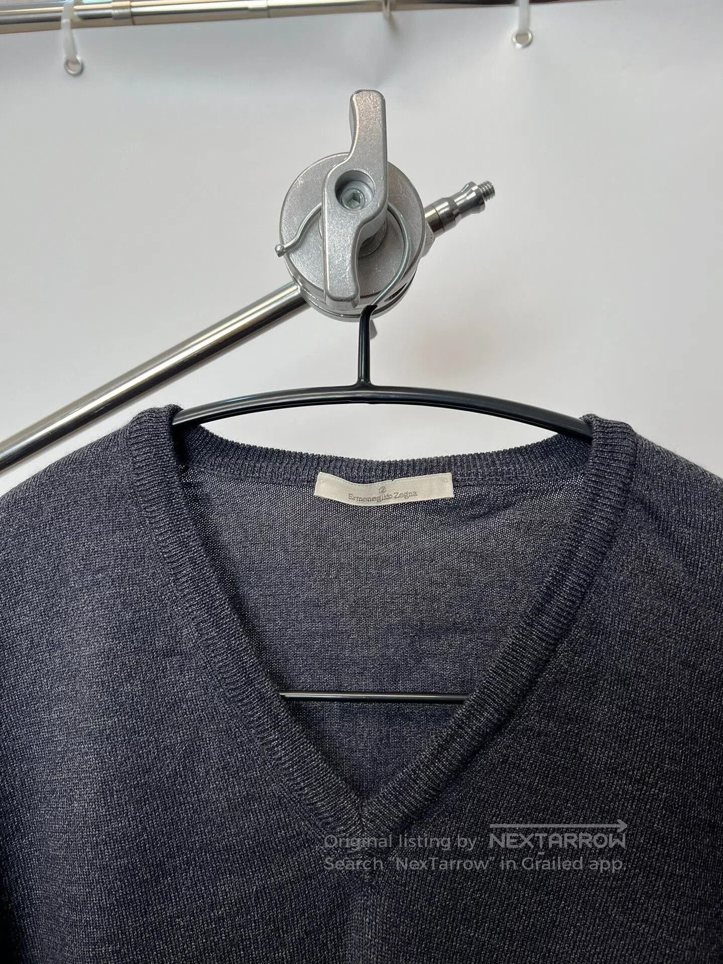 Ermenegildo Zegna Ermenegildo Zegna Wool V-Neck Sweater. Size US L / EU 52-54 / 3 - 3 Thumbnail