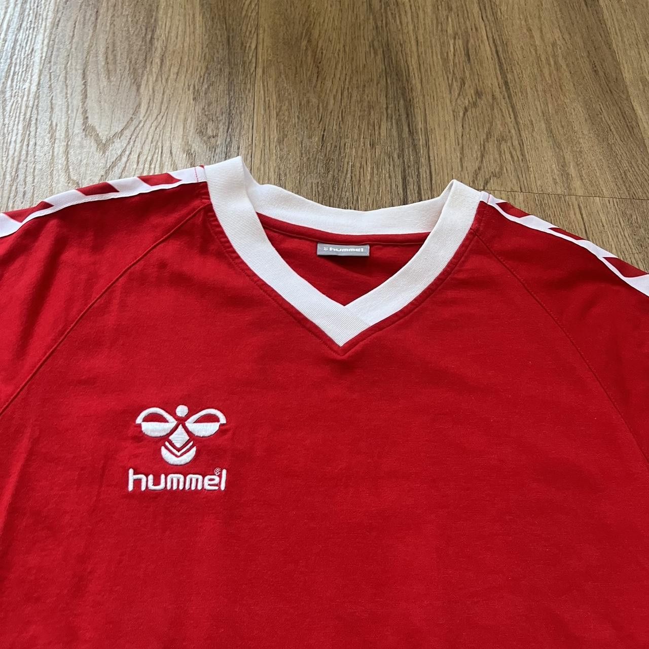 Hummel 70s Hummel Denmark football shirt football Vintage 90s Size US L / EU 52-54 / 3 - 3 Thumbnail