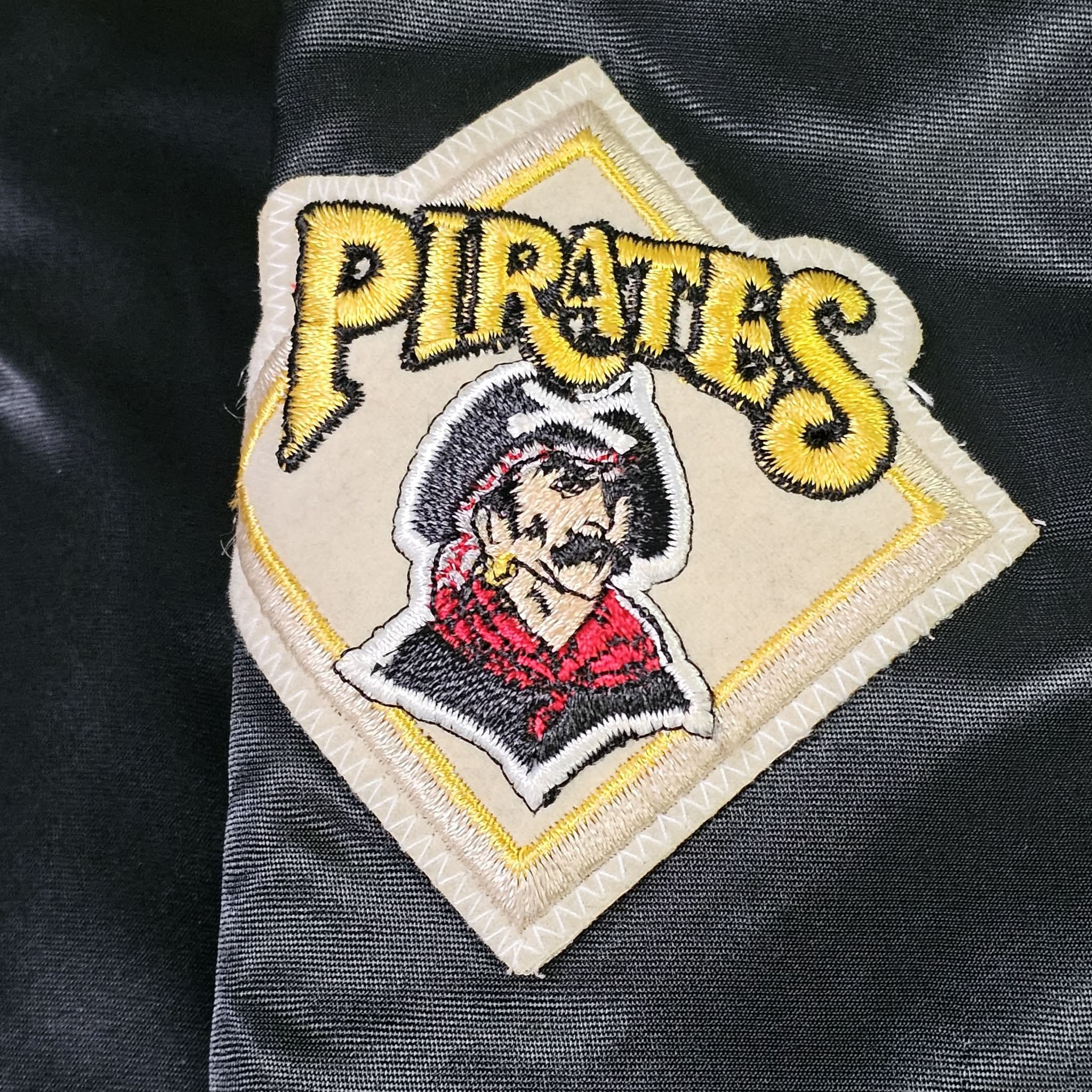 MLB Pittsburgh Pirates Vintage 80s Starter Satin Bomber Jacket Size US S / EU 44-46 / 1 - 8 Thumbnail