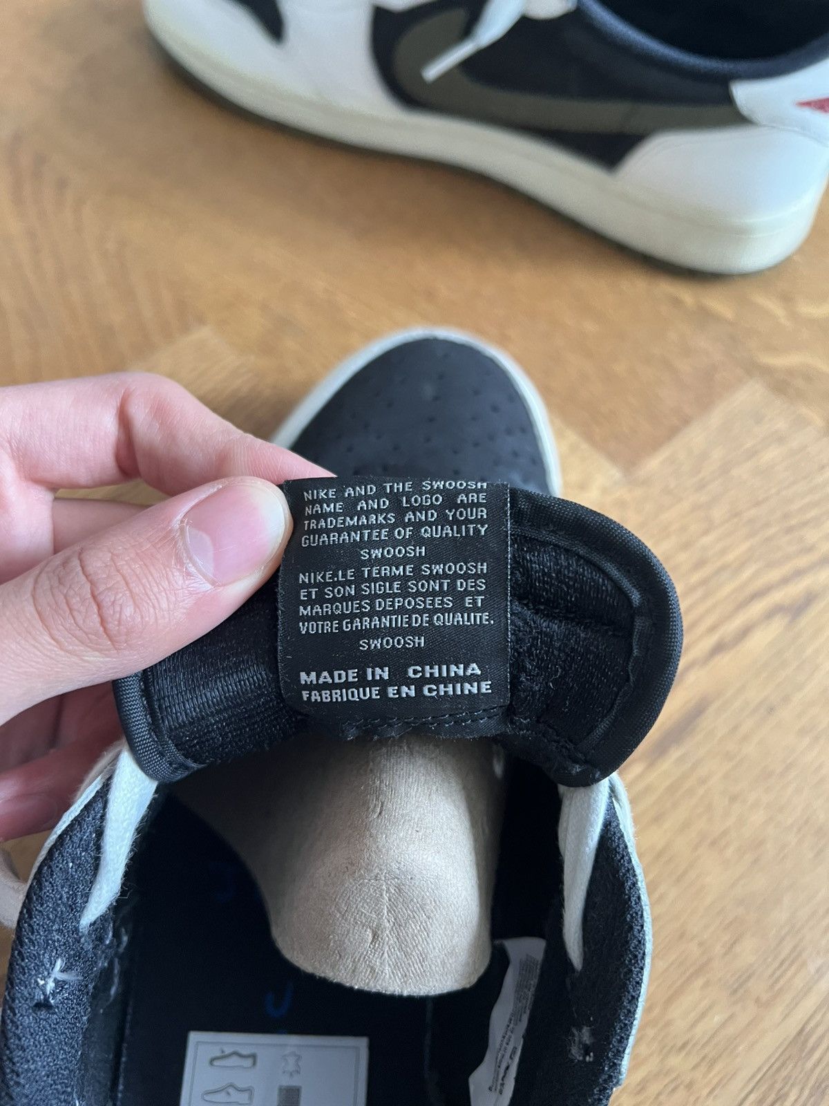 Jordan Brand × Travis Scott Jordan 1 Retro Low OG SP Travis Scott Olive Size US 11.5 / EU 44-45 - 6 Thumbnail