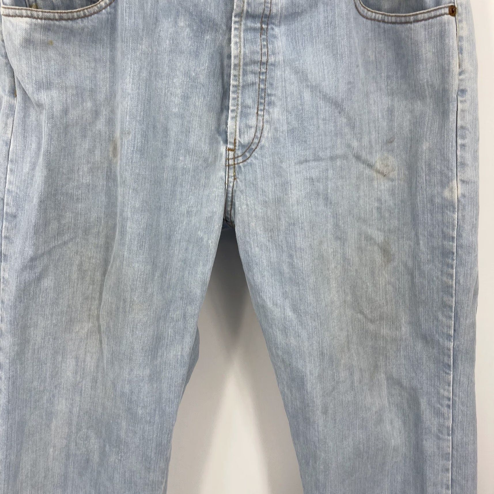Levi's VINTAGE Levi's 501 Jeans Denim Blue 36x30 USA Button Fly 1992 Levi's 501 Series Men Jeans 5-Pocket Distressed Regular Blue 36 Mens Size US 36 / EU 52 - 3 Thumbnail