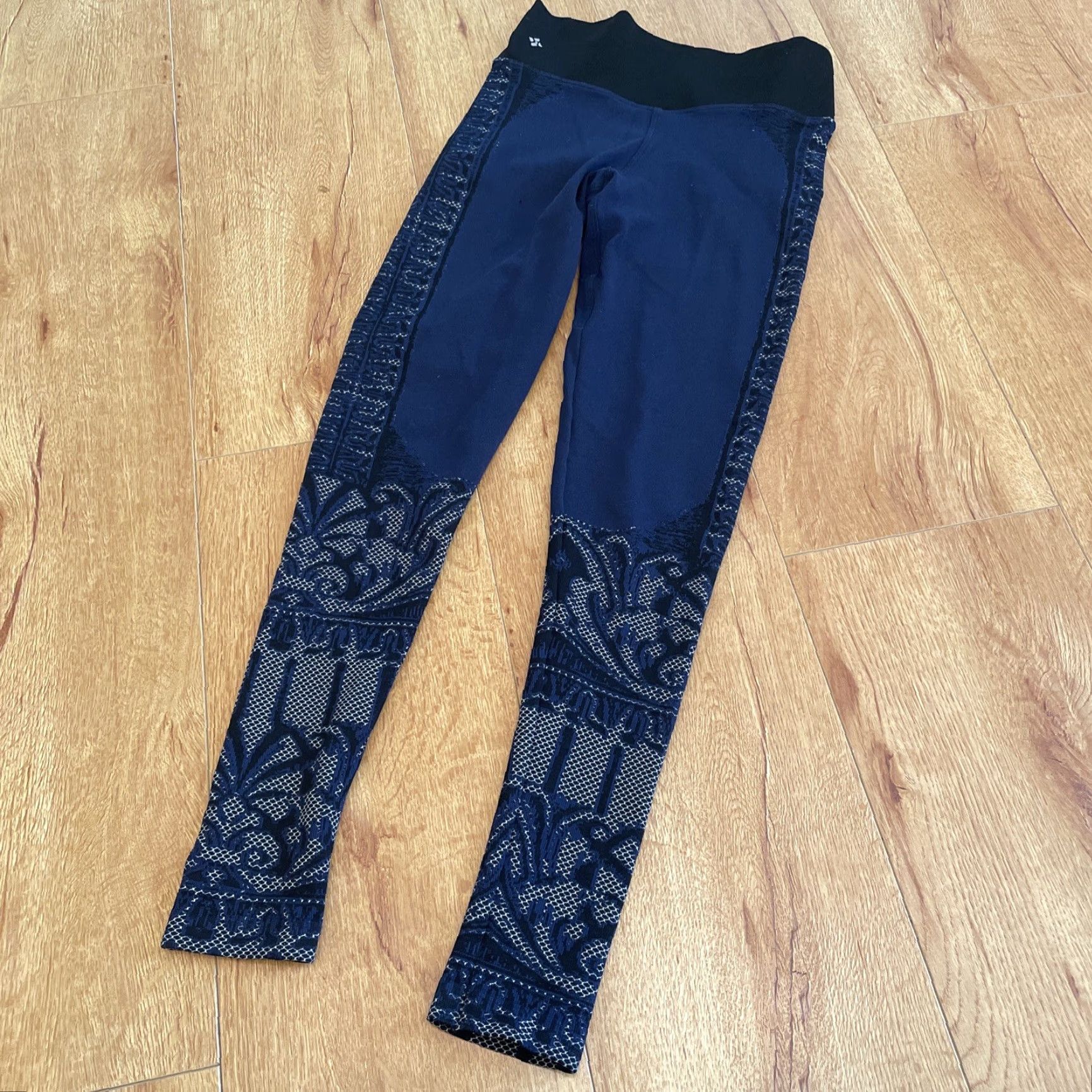 Vintage NUX Leggings Jacquard Lace Printed Greta Compression Navy Black Small Women Skinny Athletic Regular Size S Pocketed? 0 Size 28" / US 6 / IT 42 - 3 Thumbnail