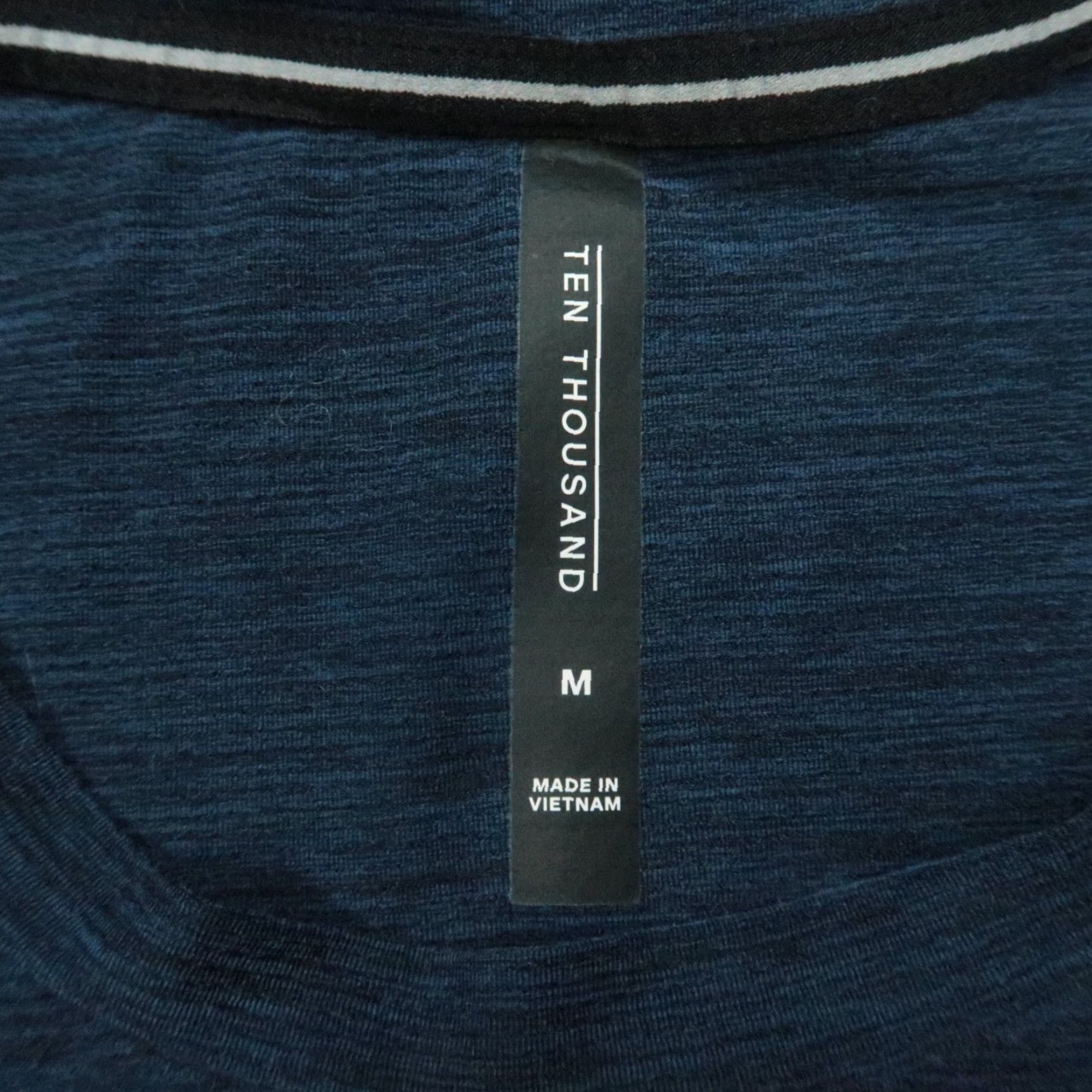 Ten Thousand Ten Thousand Shirt Mens Medium Blue Versatile Athletic Performance Quick Dry Size US M / EU 48-50 / 2 - 3 Thumbnail