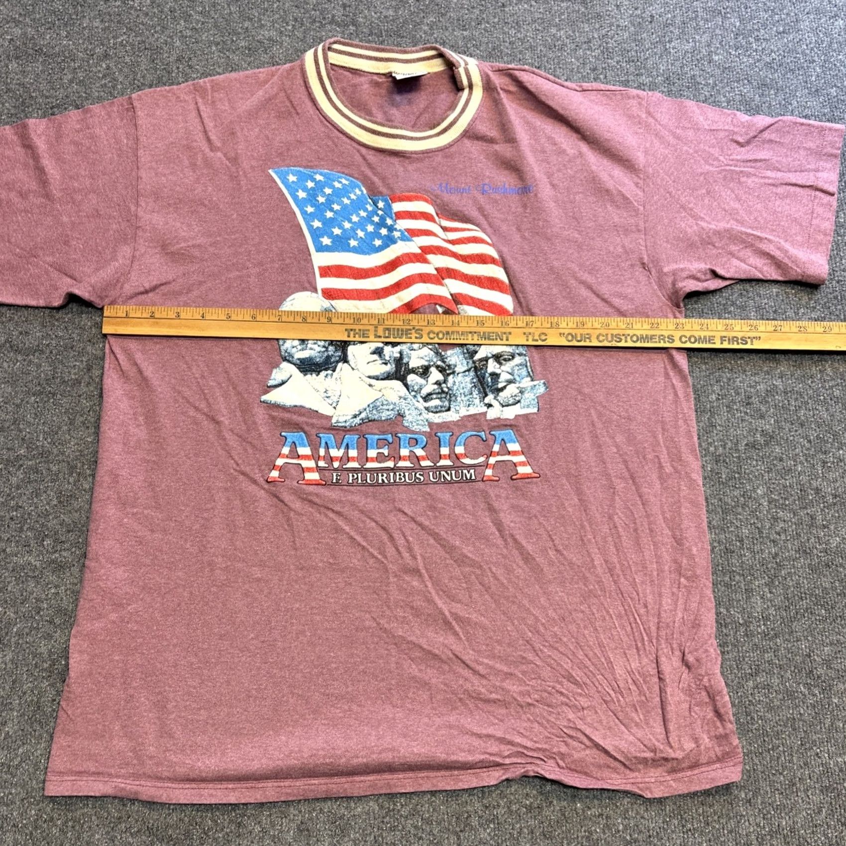 Vintage VINTAGE 90s Cal Cru T Shirt Mount Rushmore E Pluribus Unum America Graphic XL Flag Mens Shirt Size US XL / EU 56 / 4 - 6 Thumbnail