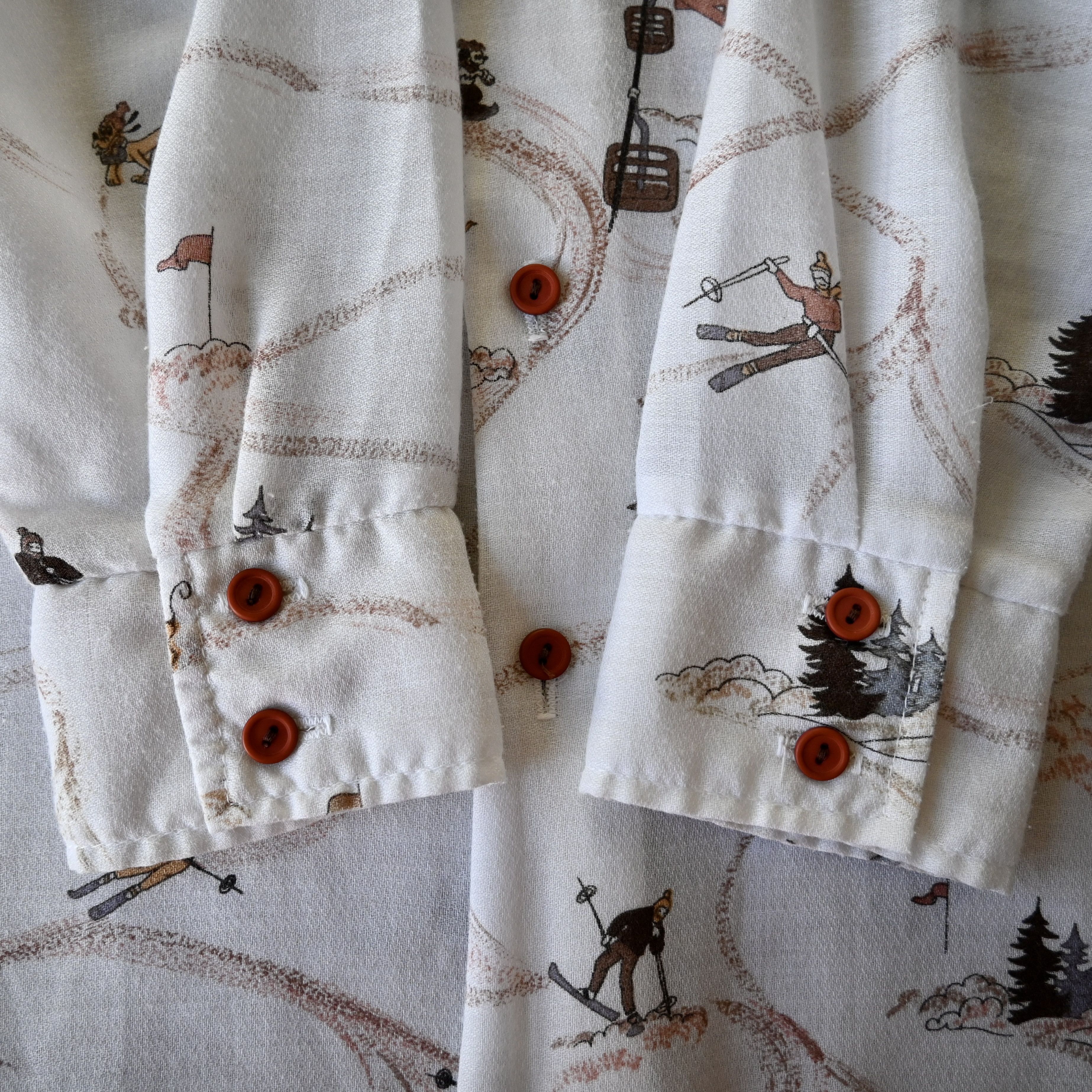Kennington Ltd. VTG 1970s Kennington mickey mouse in snow mountain shirt Size US M / EU 48-50 / 2 - 16 Thumbnail