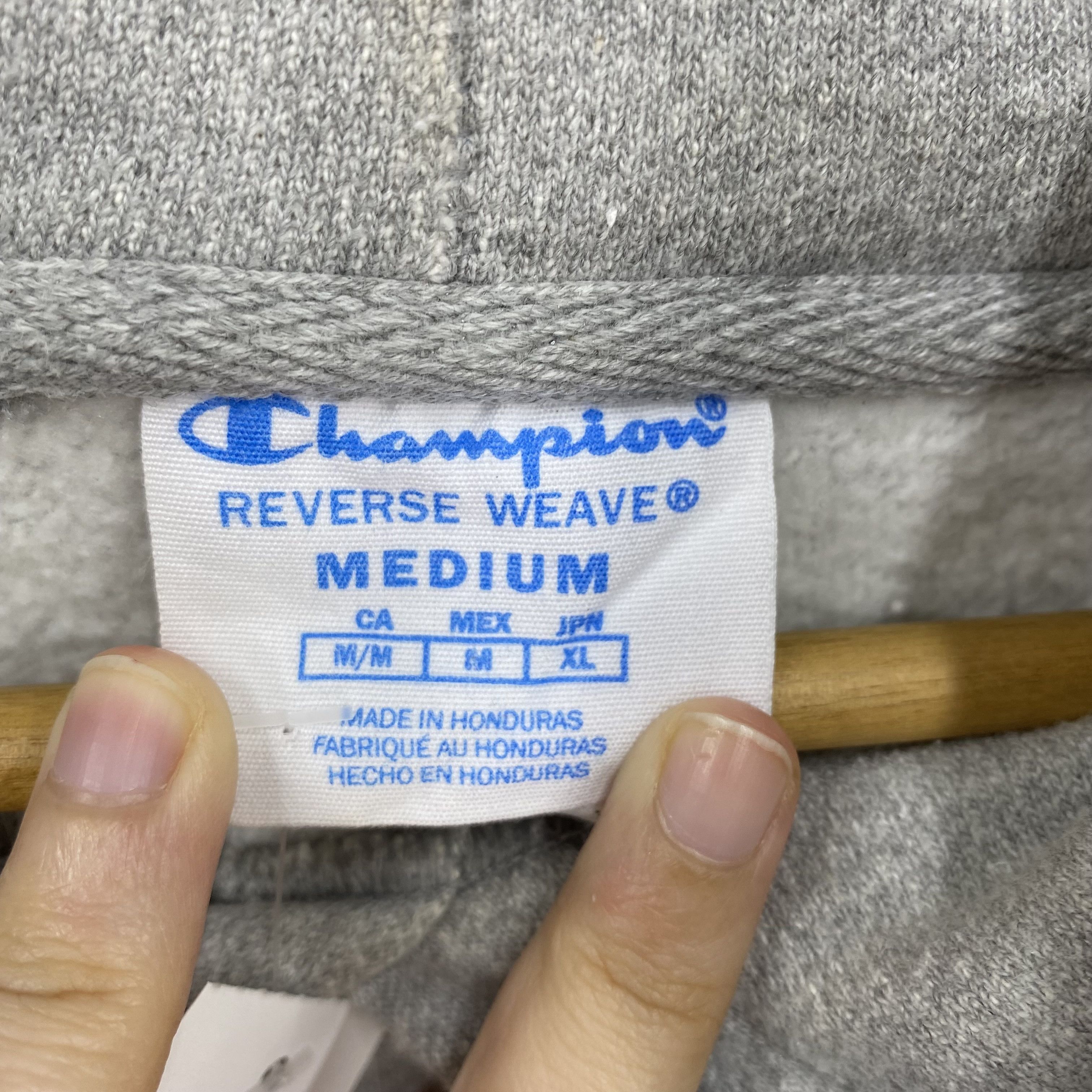 Champion Vintage Y2K Champion Reverse Weave Hoodie Sweatshirt Size US L / EU 52-54 / 3 - 8 Thumbnail