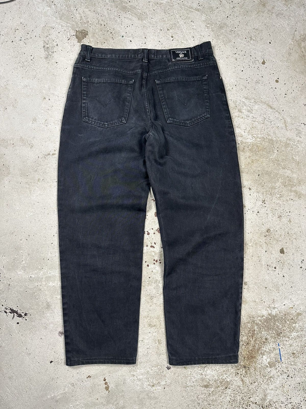 Versace × Versace Jeans Couture × Vintage Vintage Y2K Versace Jeans Couture Washed Black Denim Pants Size US 36 / EU 52 - 1 Thumbnail