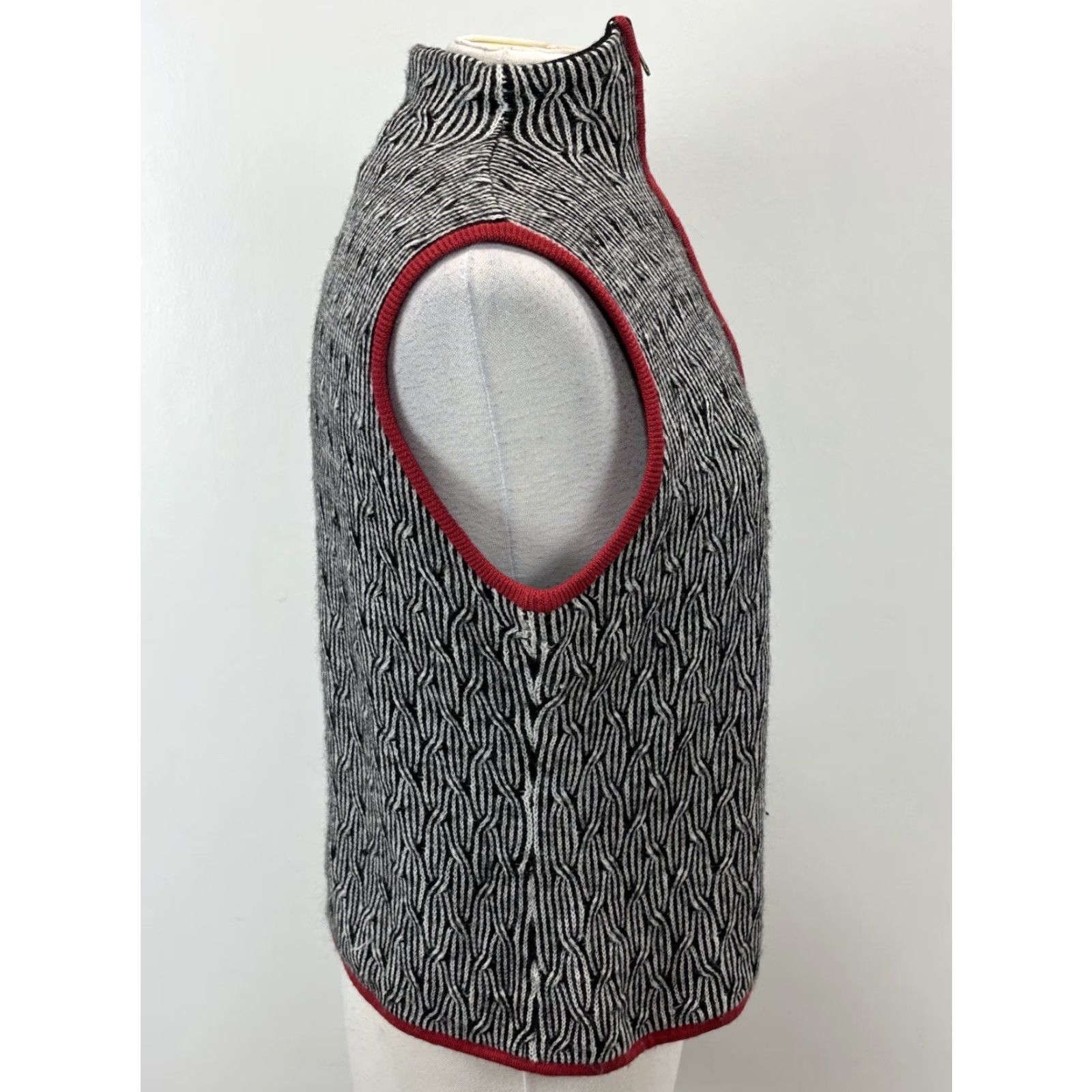 Vintage Vtg Windridge Cheryl Nash Sweater Vest Large Women’s Black White Wool Full Zip Size L / US 10 / IT 46 - 4 Thumbnail