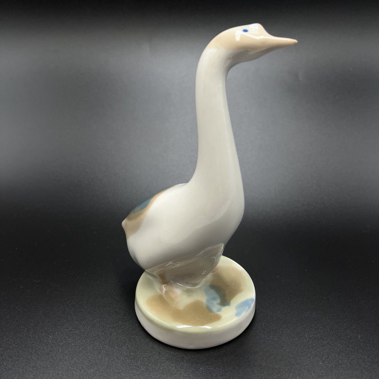 Vintage Vintage Porcelain Figure Statue Goose Marked Gorodnitsa Size ONE SIZE - 4 Thumbnail