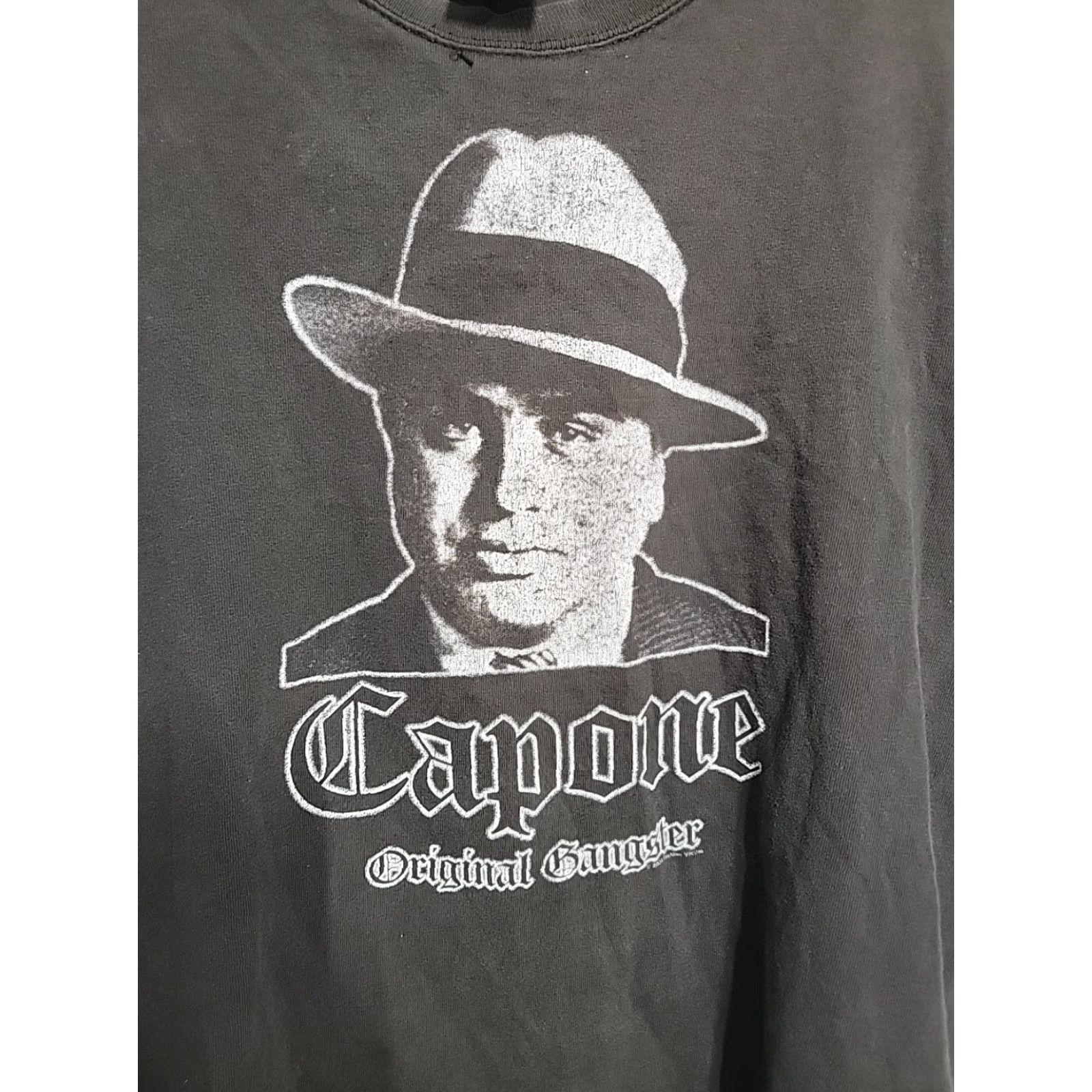 Vintage VINTAGE Fashion Victim T-Shirt Men's S Al Capone Crew Neck Short Sleeve Black Cotton Distressed 2004 Y2K Gangster Logo Graphic Print"} Size US S / EU 44-46 / 1 - 2 Thumbnail