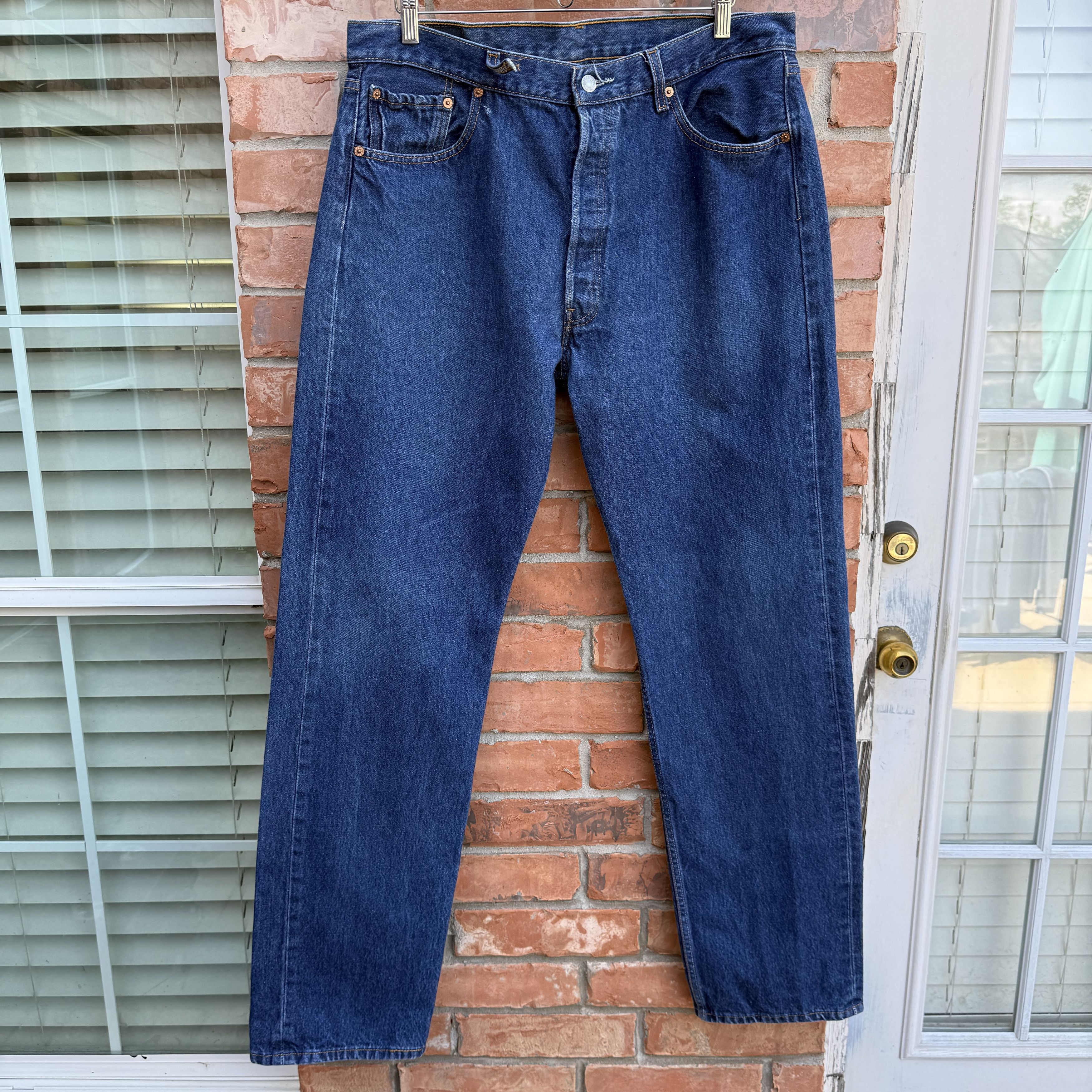 Levi's Vintage 90s Levis 501 Blue Button fly Denim Jeans Size US 36 / EU 52 - 1 Thumbnail