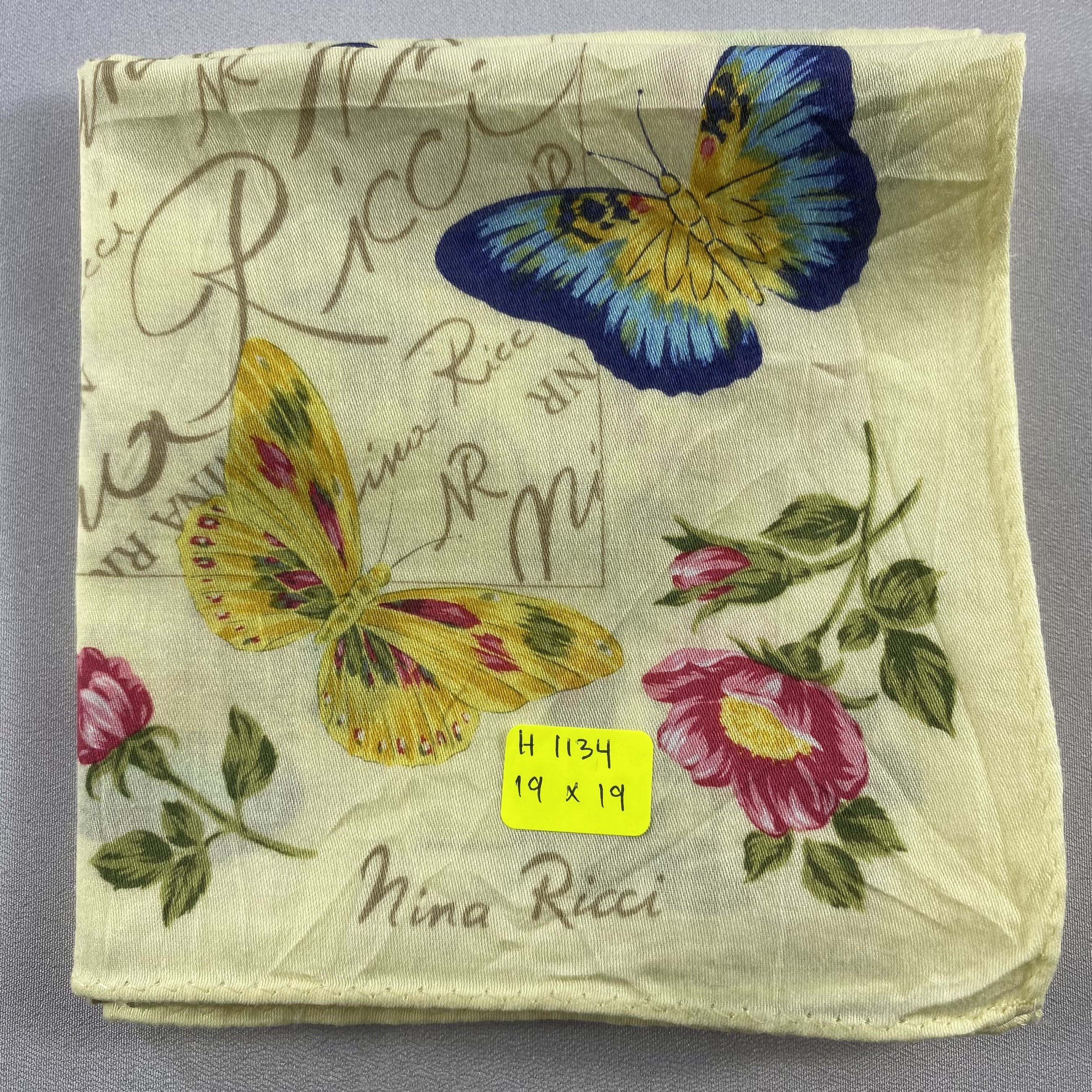 Vintage Nina Ricci Bandana/ Handkerchief / Neckerchief Size ONE SIZE - 5 Thumbnail