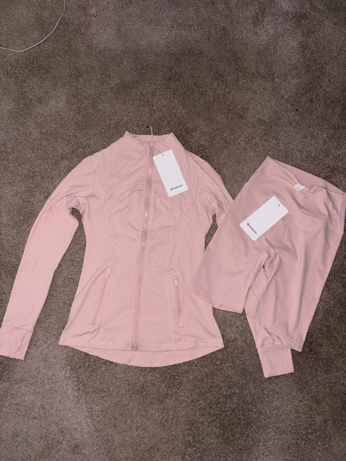 Lululemon Lululemon Pink Matching Set NWT Size Small Size S / US 4 / IT 40 - 1 Thumbnail