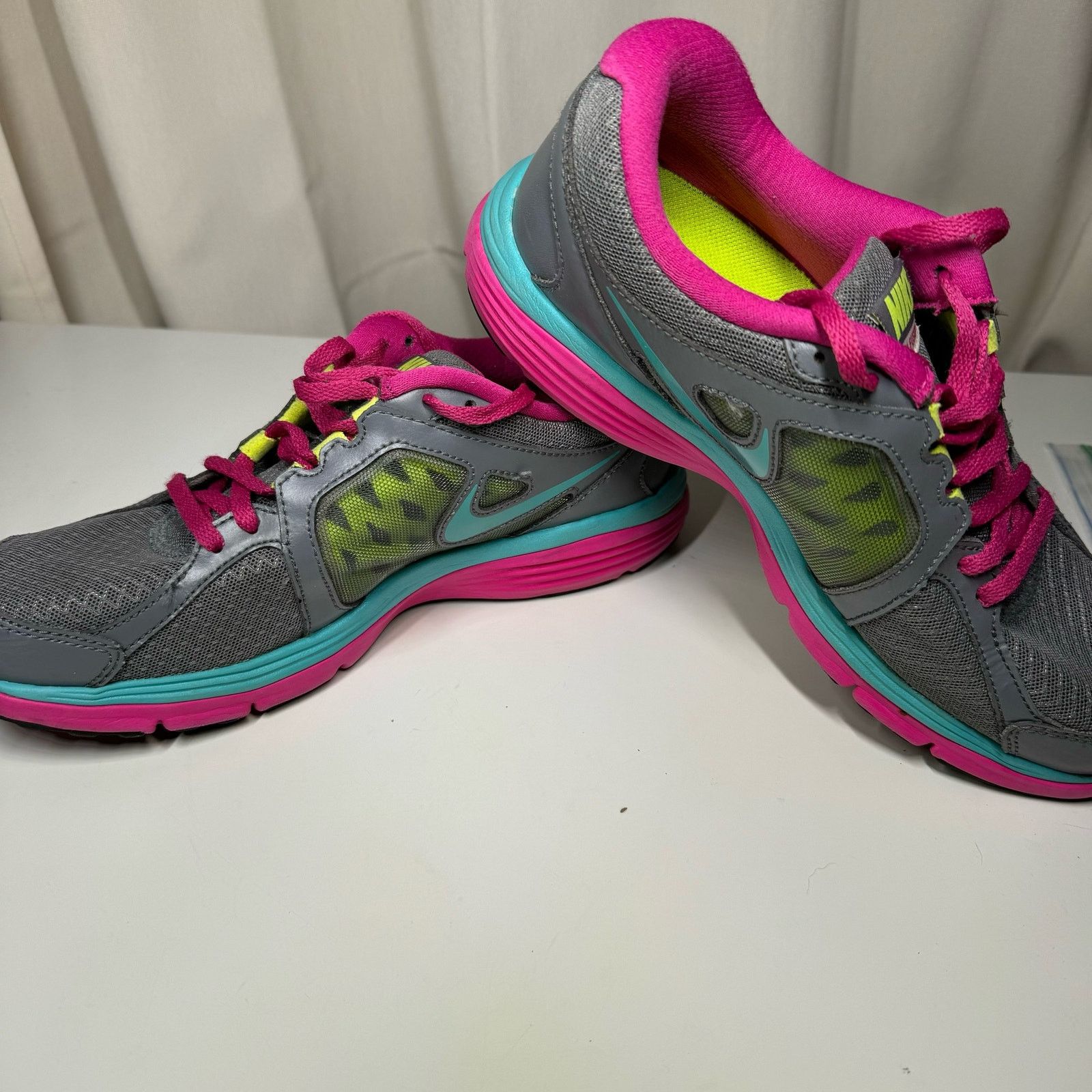 Nike Nike Dual Fusion Run Sneakers Women’s Sz 9 Running Training Size US 9 / IT 39 - 6 Thumbnail