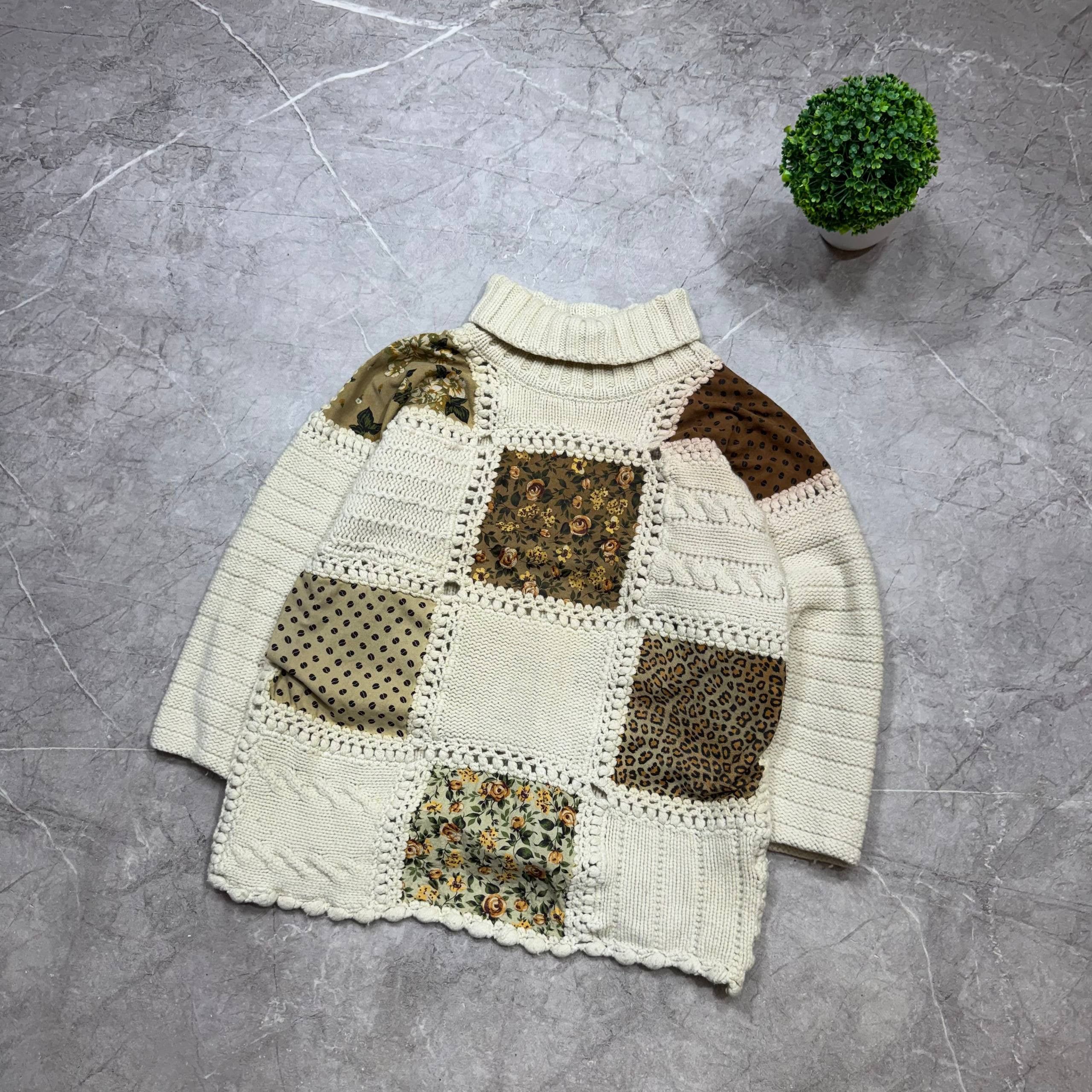 Roberto Cavalli Vintage Roberto Cavalli Knitwear Sweater Womens Size S Size S / US 4 / IT 40 - 16 Thumbnail