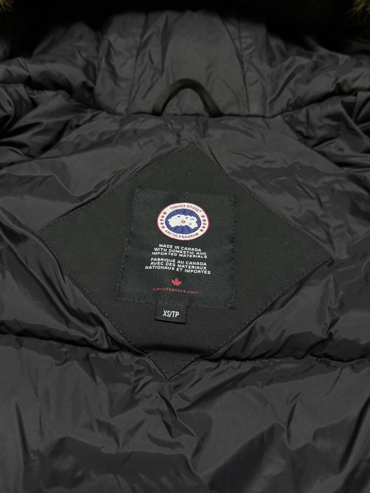 Canada Goose Canada Goose chilliwack bomber fur jacket down Size US S / EU 44-46 / 1 - 7 Thumbnail