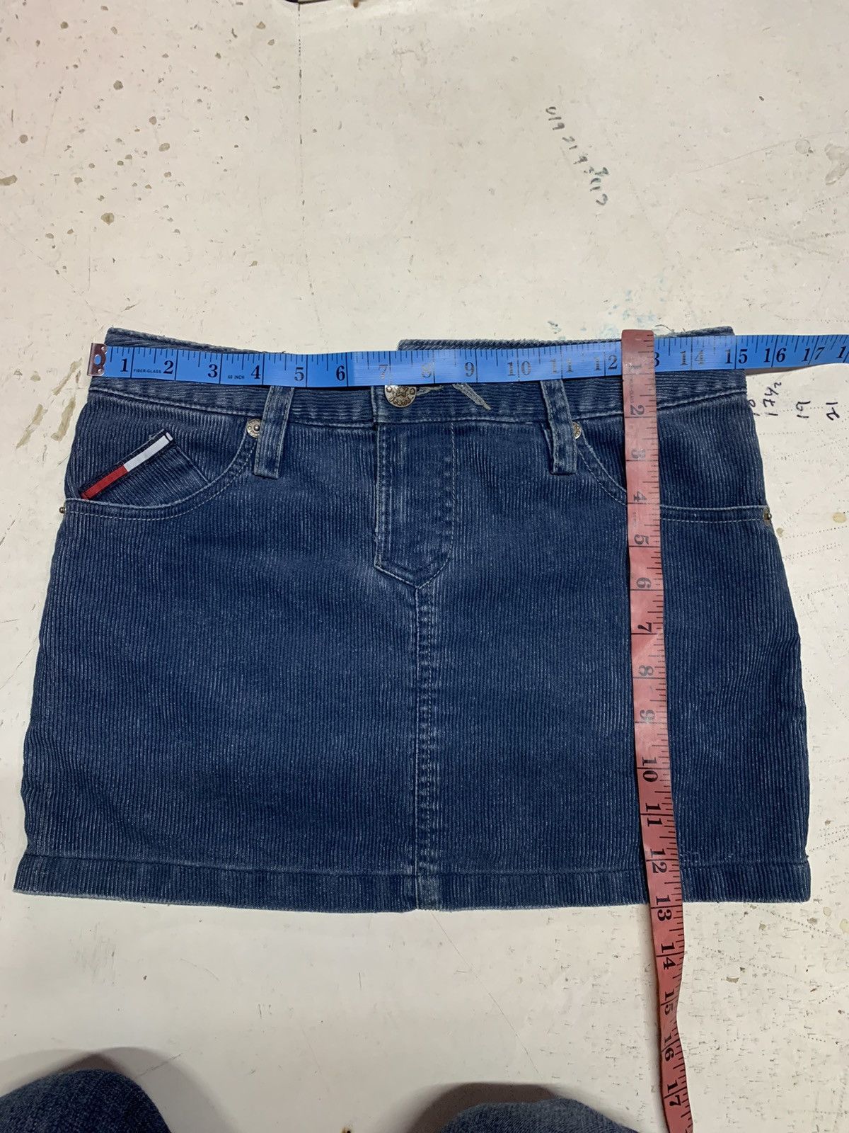 Tommy Jeans Tommy mini skirt Size 30" / US 8 / IT 44 - 23 Thumbnail