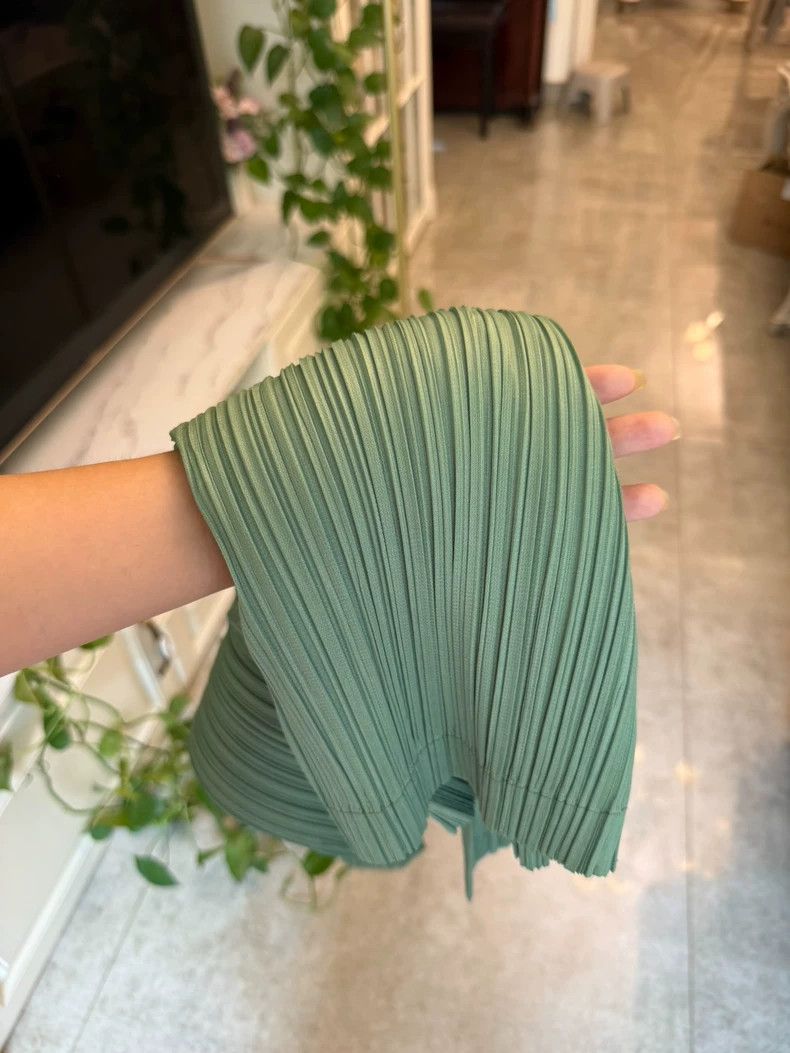 Issey Miyake Issey Miyake size:3 A light green pleated cardigan Size XS / US 0-2 / IT 36-38 - 7 Thumbnail