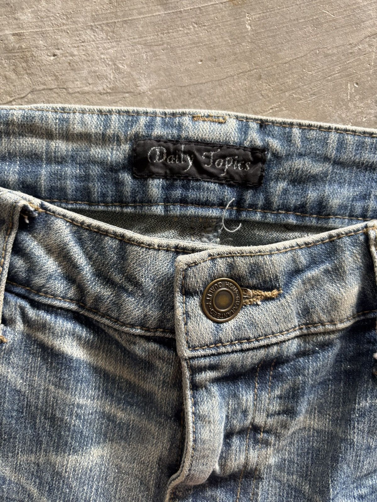 If Six Was Nine Flared glitter whiskered honeycomb fade style japanese denim Size US 30 / EU 46 - 8 Thumbnail