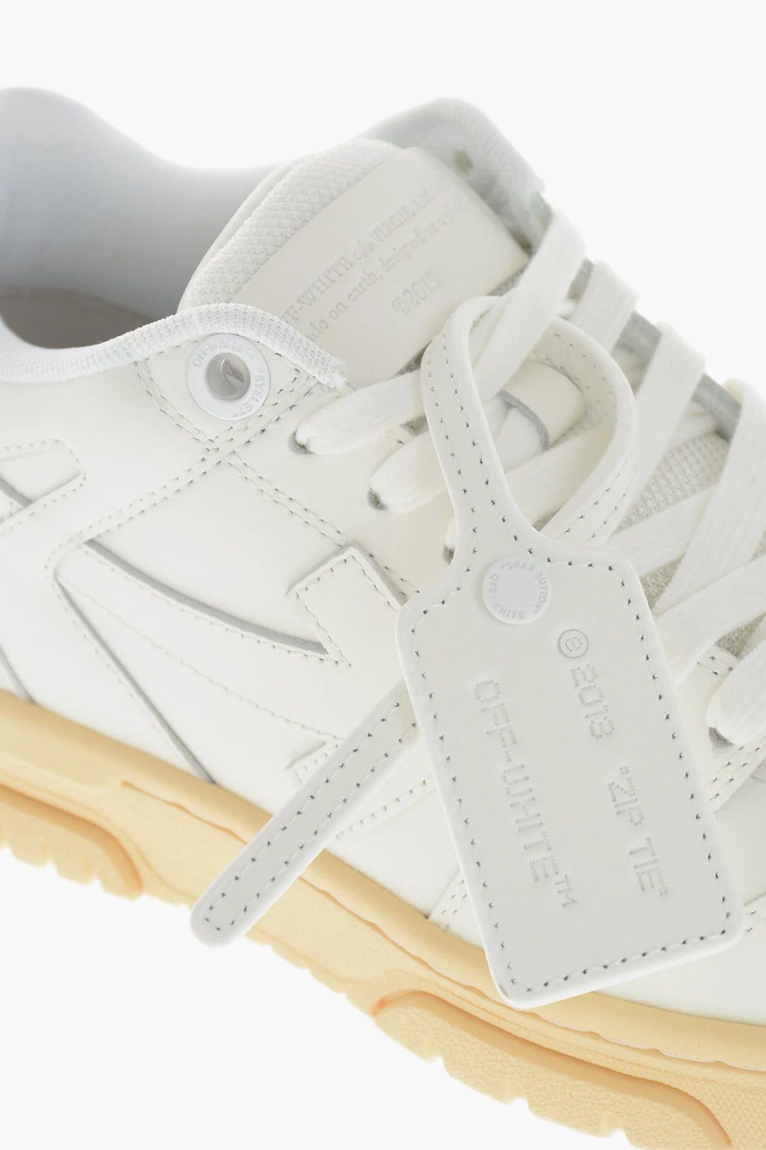 Off-White og1mm0426 Leather Low-Top Sneakers in White Size US 6.5 / IT 36.5 - 4 Thumbnail