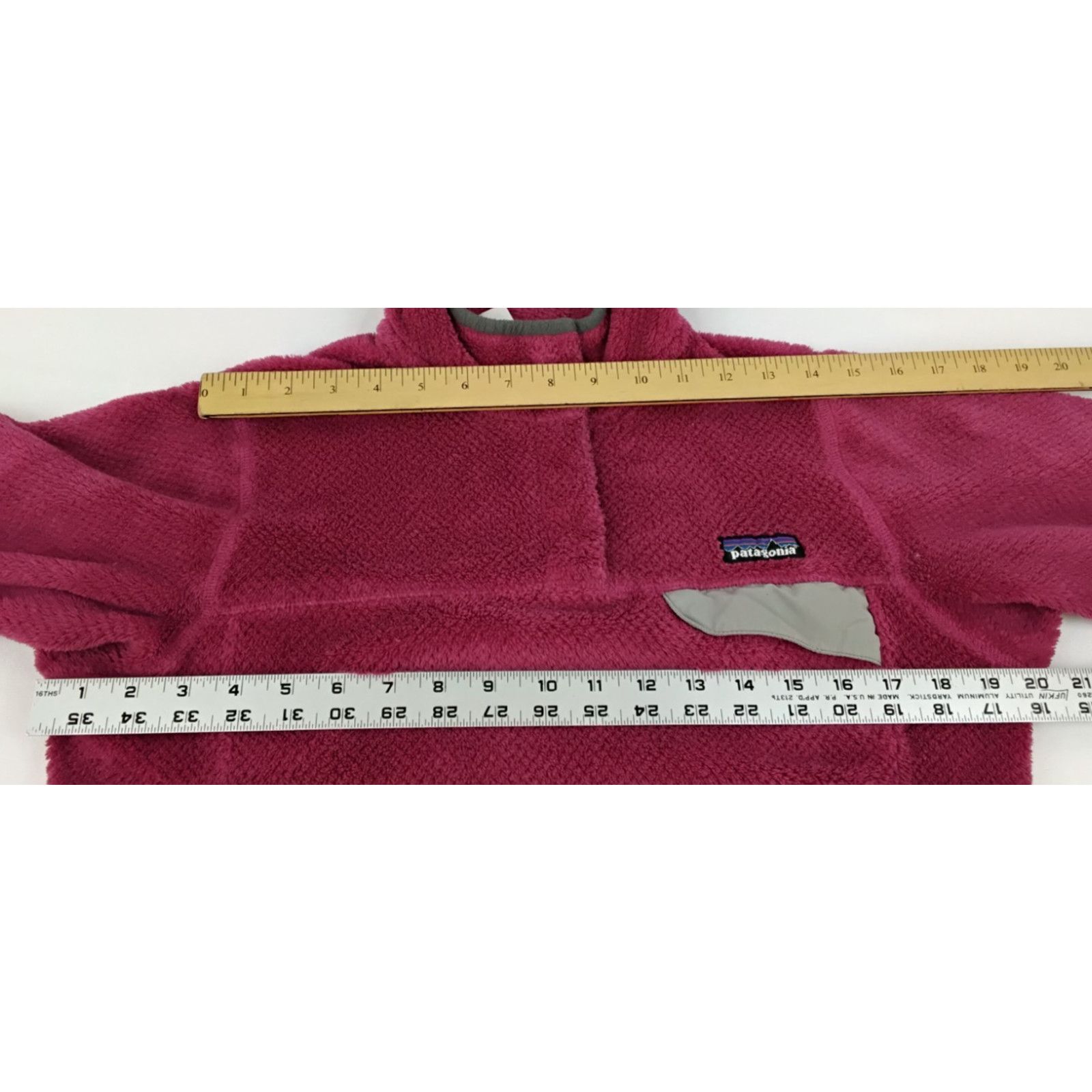 Patagonia Patagonia Re-Tool Snap-T Fleece Pullover Women's S Magenta Size S / US 4 / IT 40 - 12 Thumbnail