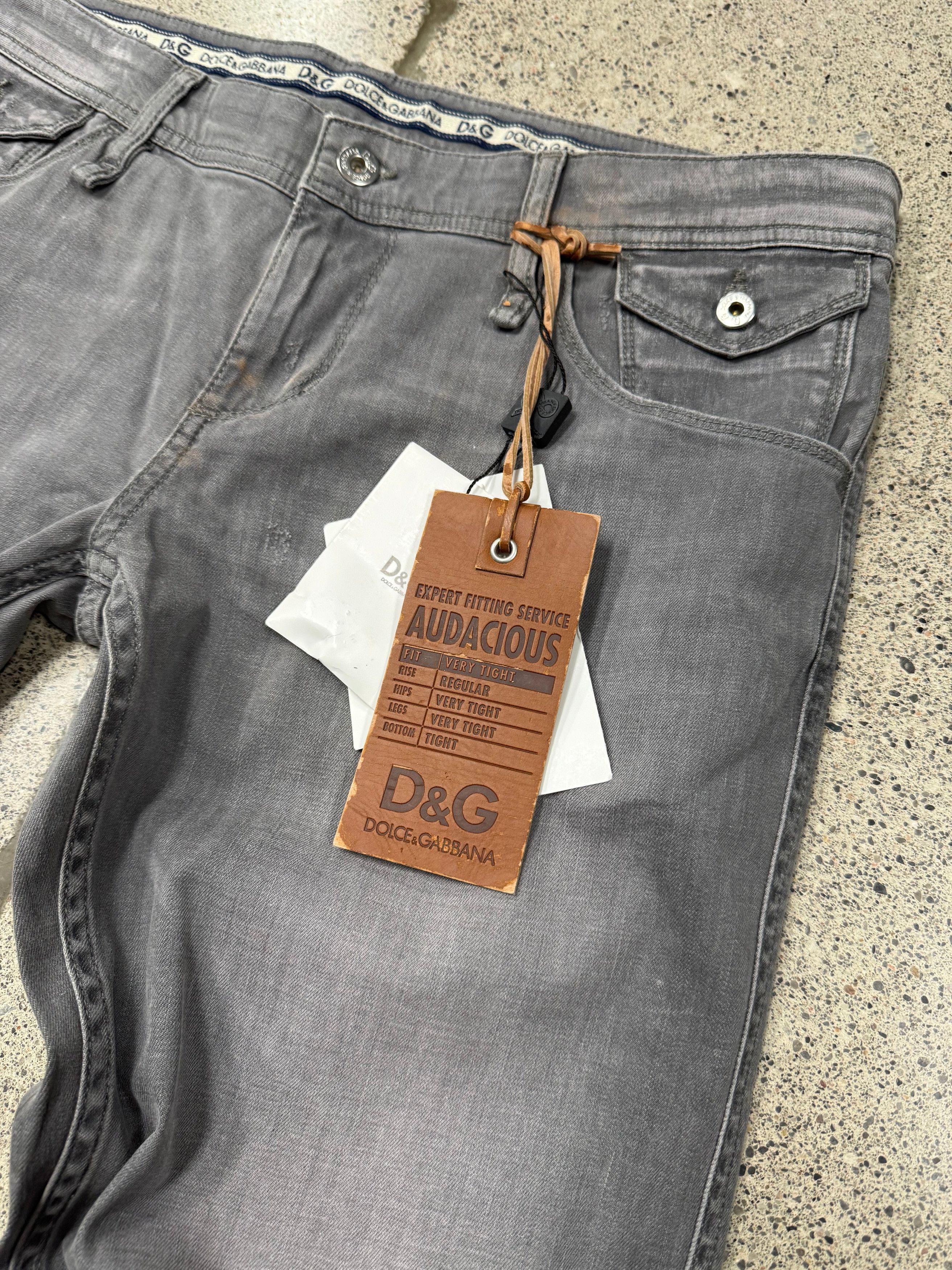 Dolce & Gabbana 2000s Dolce & Gabbana Washed Grey Skinny Denim Size US 34 / EU 50 - 2 Thumbnail