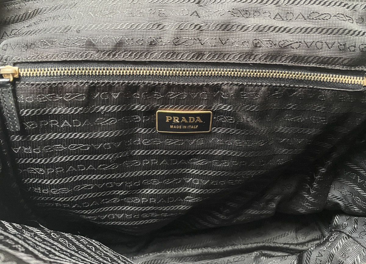 Prada × Vintage Vintage Brand Prada Handle Bag 1990s Size ONE SIZE - 4 Thumbnail
