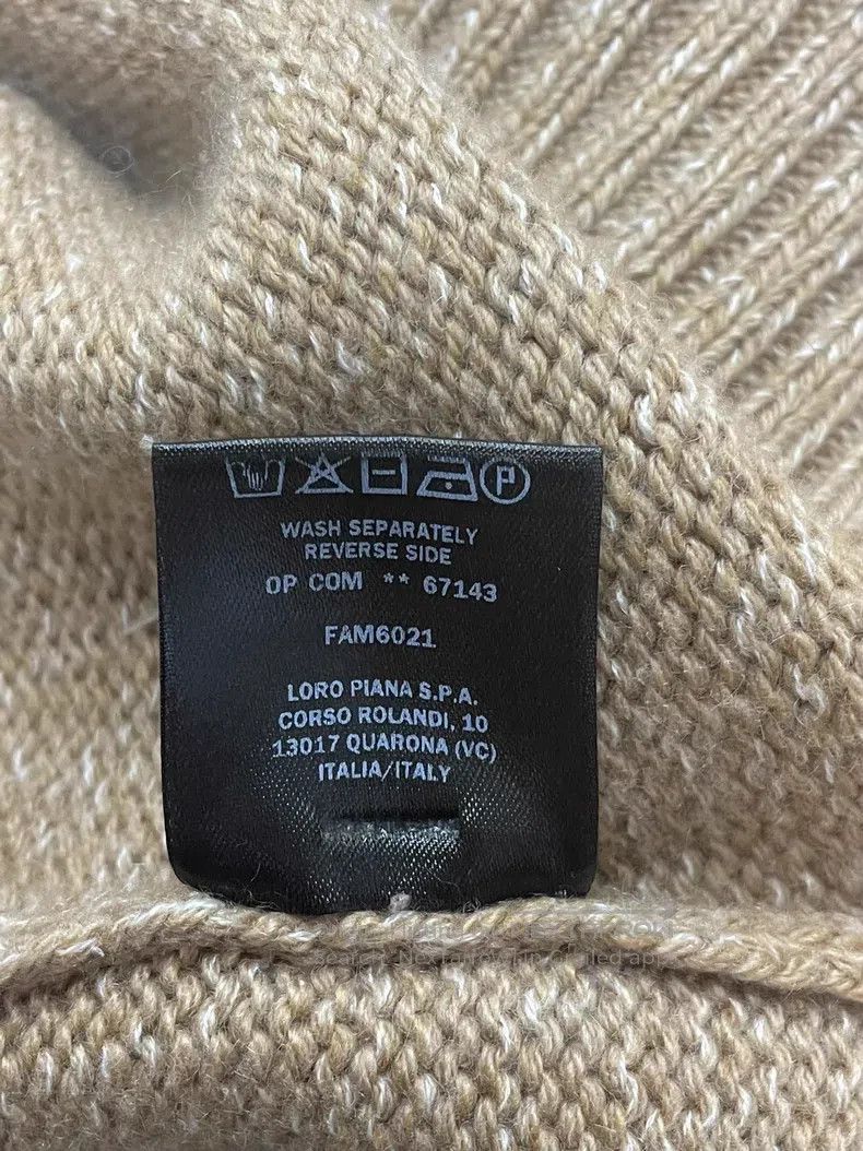 Loro Piana Loro Piana Khaki Classic Round Neck Cashmere Sweater Size XS / US 0-2 / IT 36-38 - 5 Thumbnail
