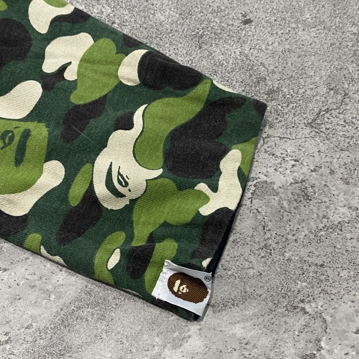 Bape Bape Reversible ABC Camo T Shirt Size US L / EU 52-54 / 3 - 5 Thumbnail