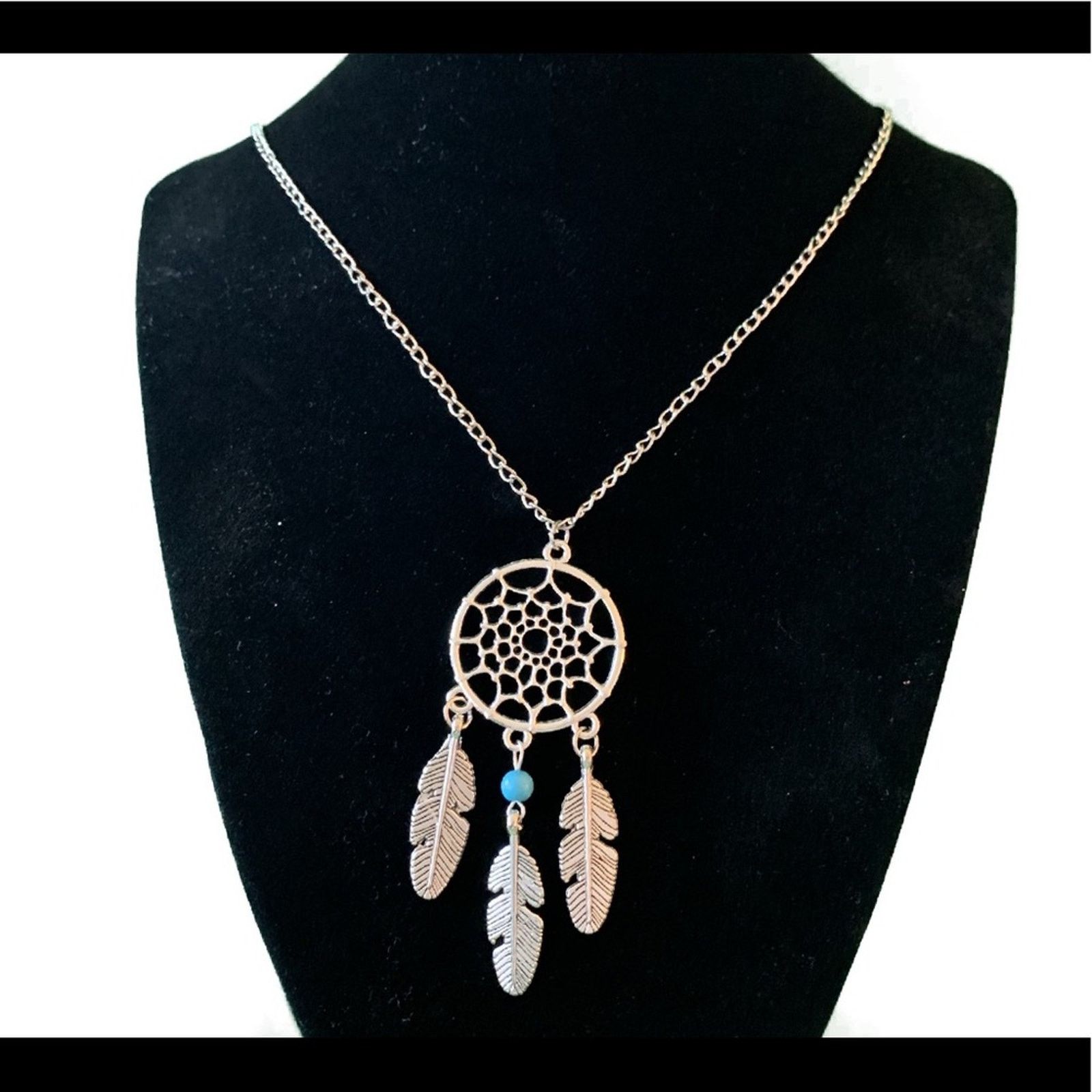 Other Dream Catcher Necklace Silver With Turquoise & Feathers Size ONE SIZE - 2 Thumbnail