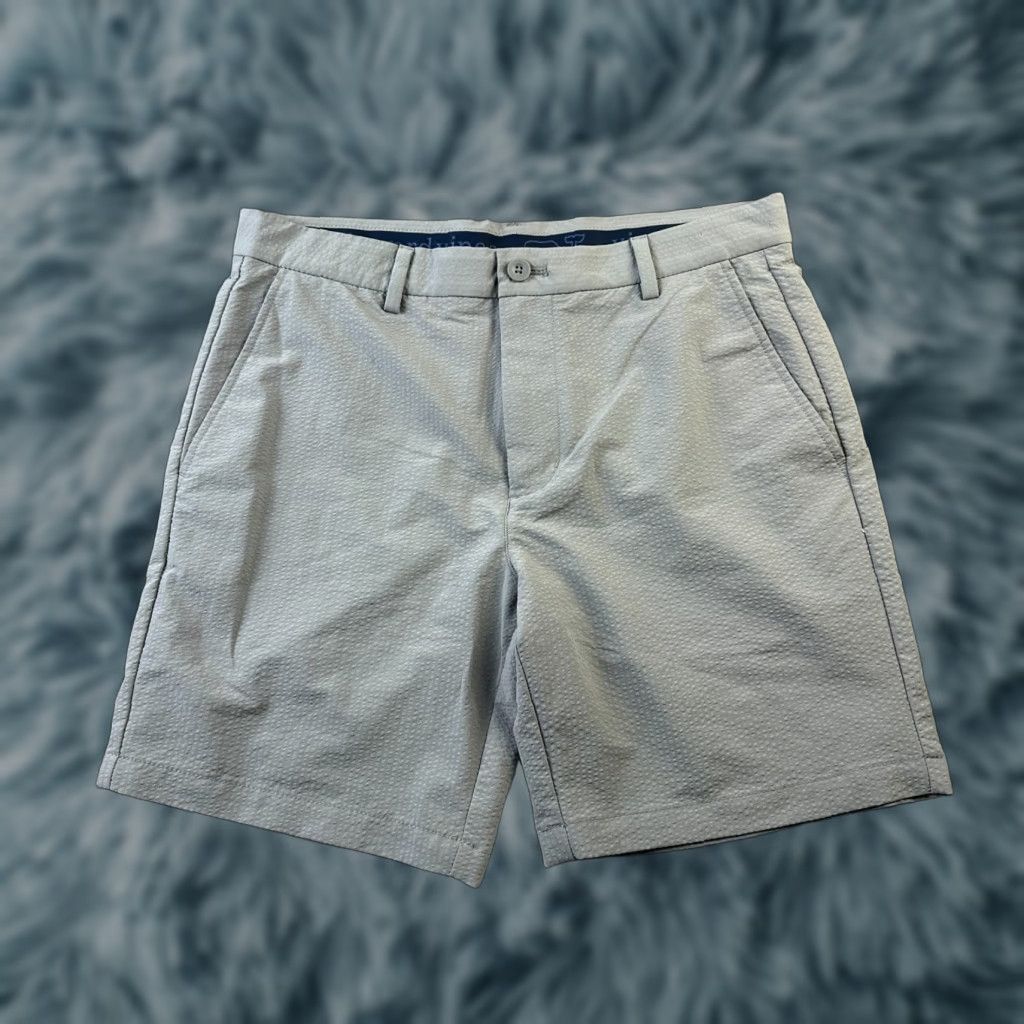 Vineyard Vines Vineyard Vines Shorts Mens 32 Gray Chino Seersucker Performance Whale Waist 32 Regular Size US 32 / EU 48 - 1 Thumbnail
