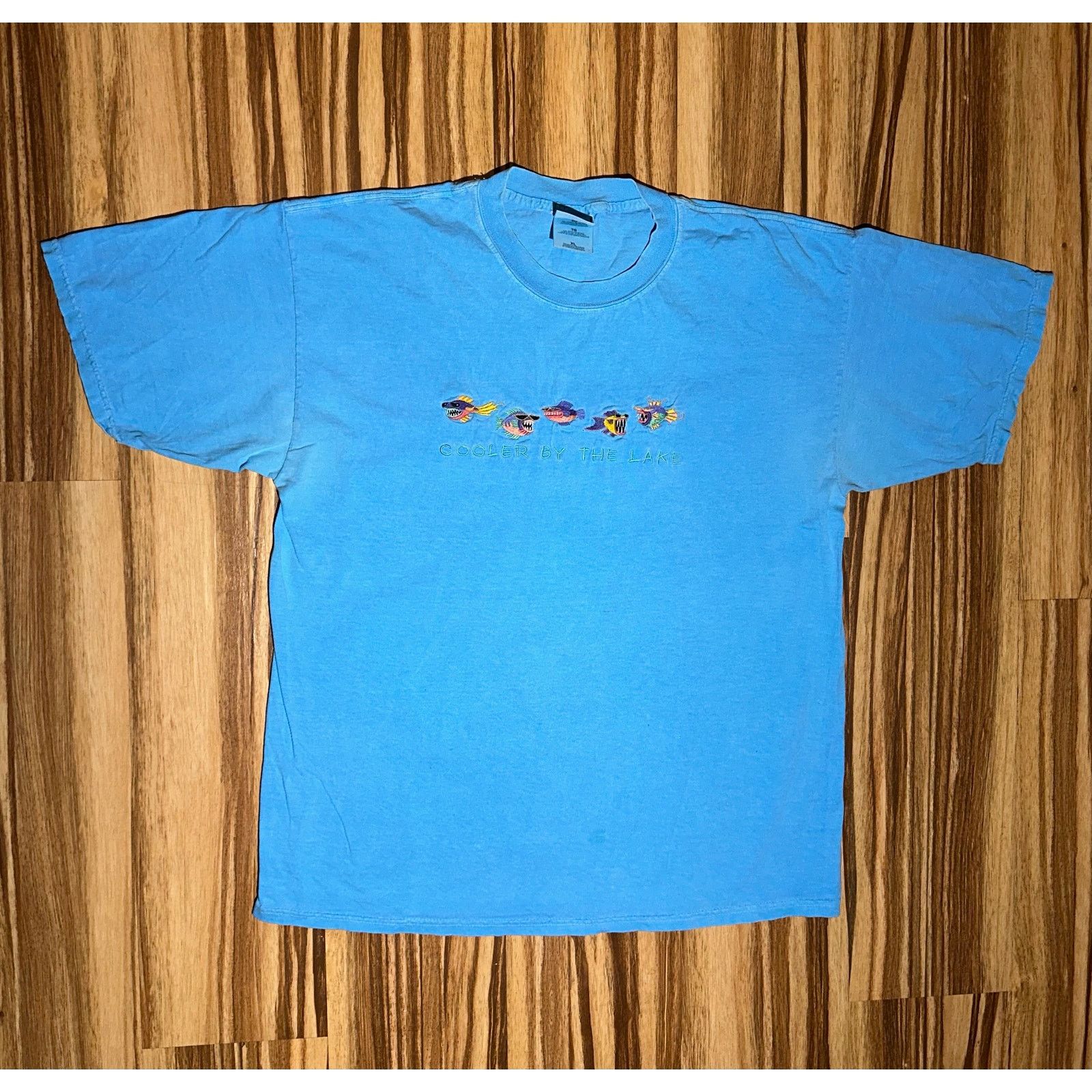 Gildan Vintage Cooler By The Lake Piranha Embroidered Shirt Size XL Size US XL / EU 56 / 4 - 1 Thumbnail